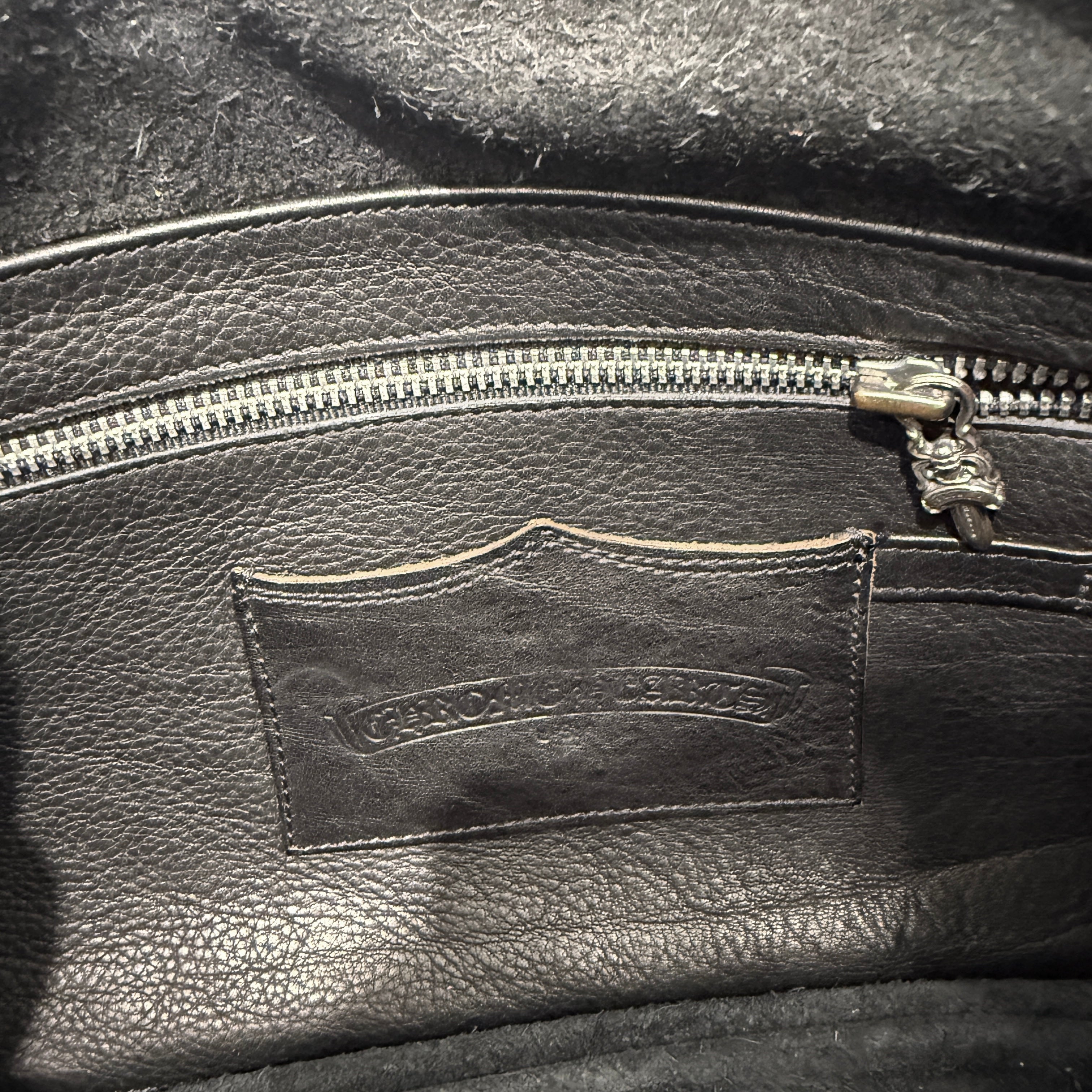 CHROME HEARTS Gunslinger Messenger Leather Shoulder Bag クロム
