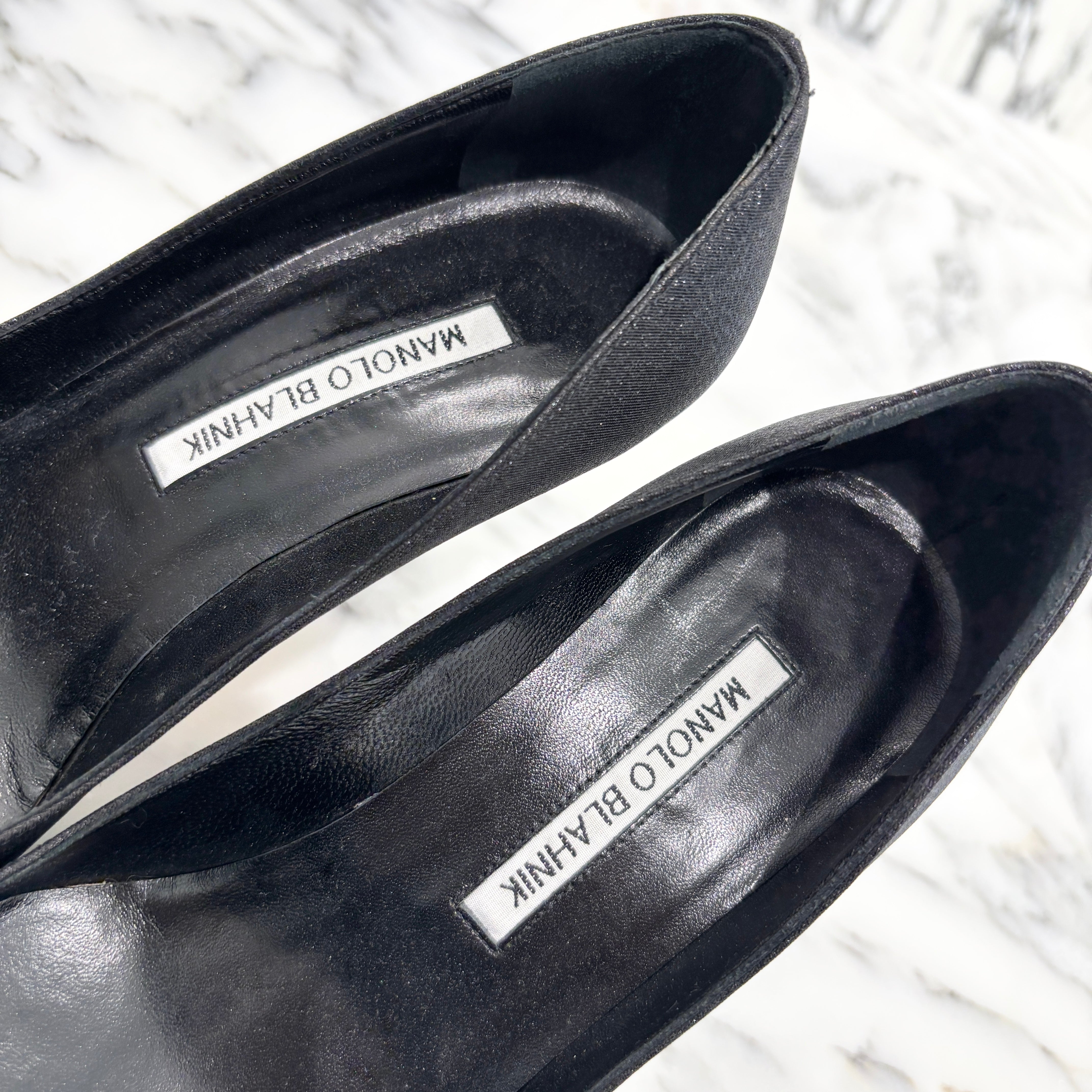 MANOLO BLAHNIK HANGISI Jewel Buckle Pumps Size 35(22cm) マノロ