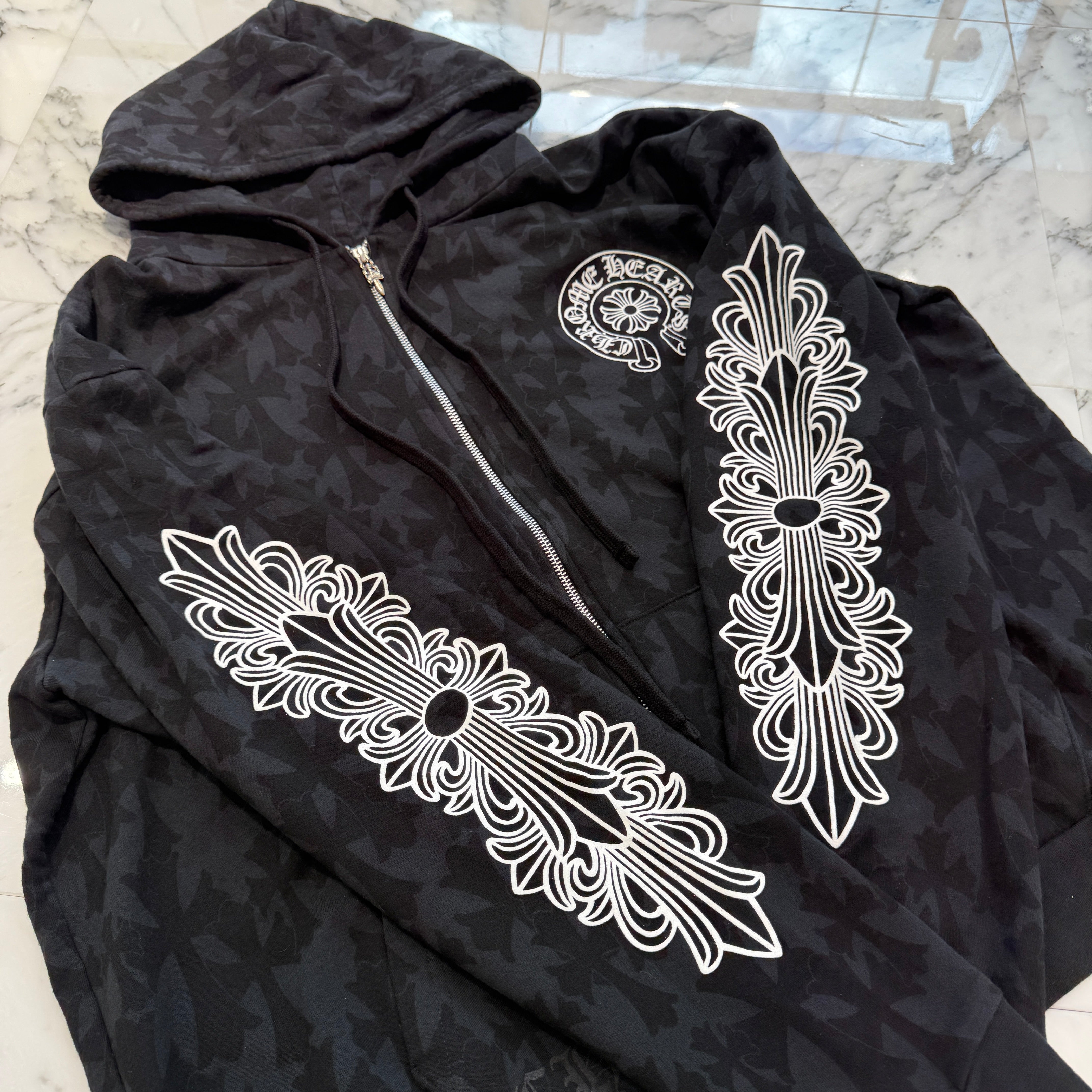 CHROME HEARTS 2024SS Graveyard Cemetery Cross Zip Up Hoodie Size XL クロムハーツ グレイブヤード セメタリークロス ジップアップ フーディ 総柄 サイズXL