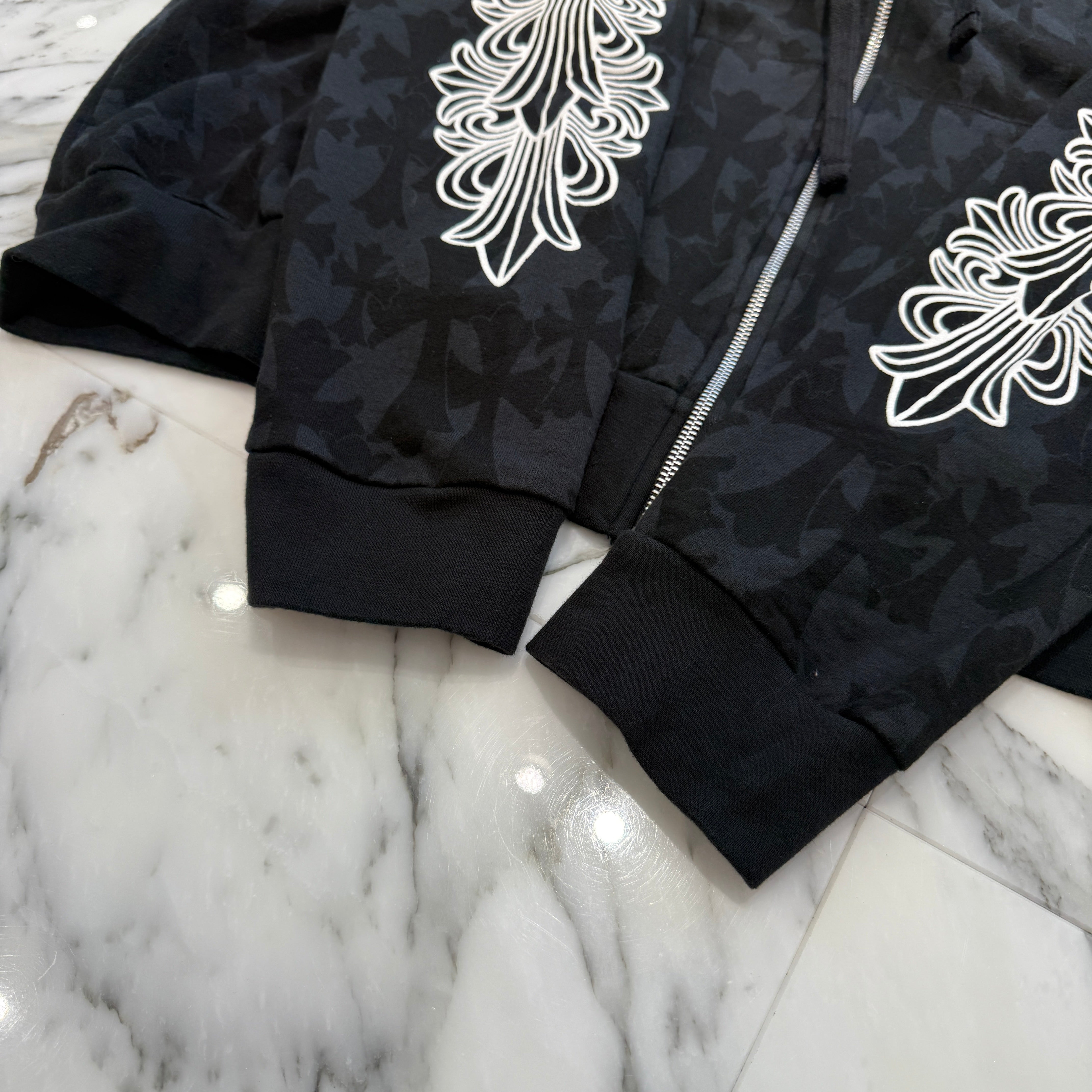 CHROME HEARTS 2024SS Graveyard Cemetery Cross Zip Up Hoodie Size XL クロムハーツ グレイブヤード セメタリークロス ジップアップ フーディ 総柄 サイズXL