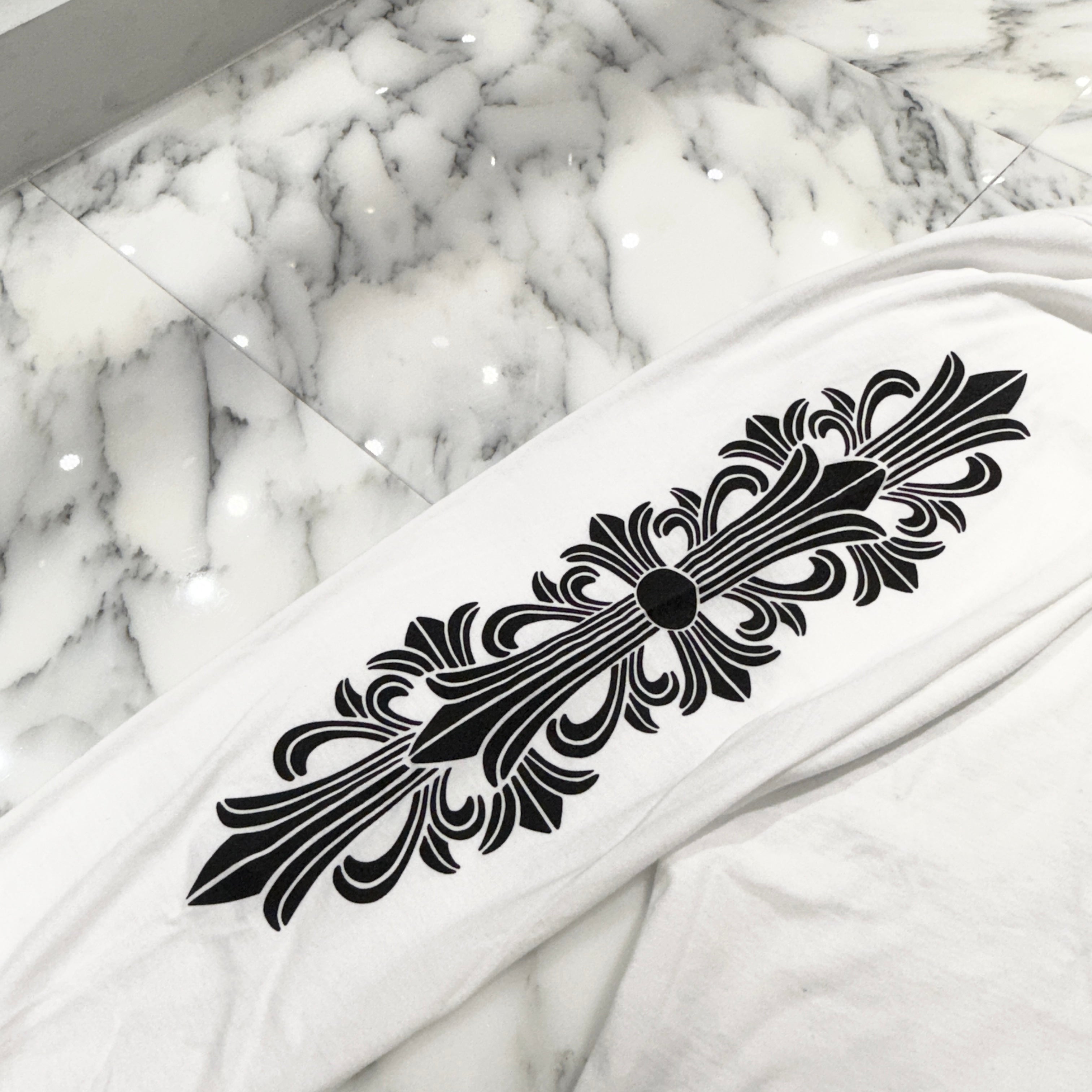 CHROME HEARTS Floral Cross Horseshoe Long Sleeve Tee Size L クロムハーツ フローラルクロス ホースシュー ロングスリーブTシャツ サイズL