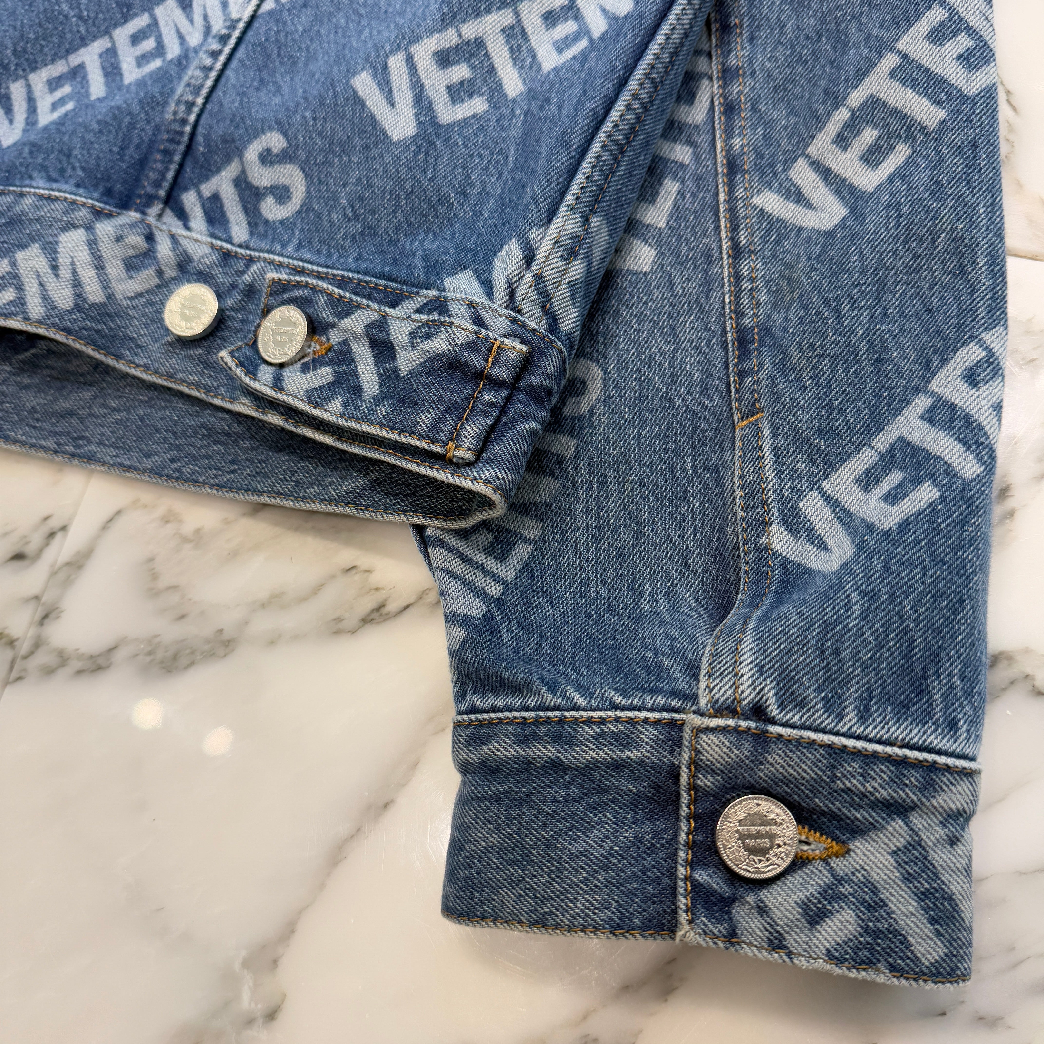 VETEMENTS Cotton Denim Jacket UE51JA350B Size M ヴェトモン コットンデニムジャケット サイズM
