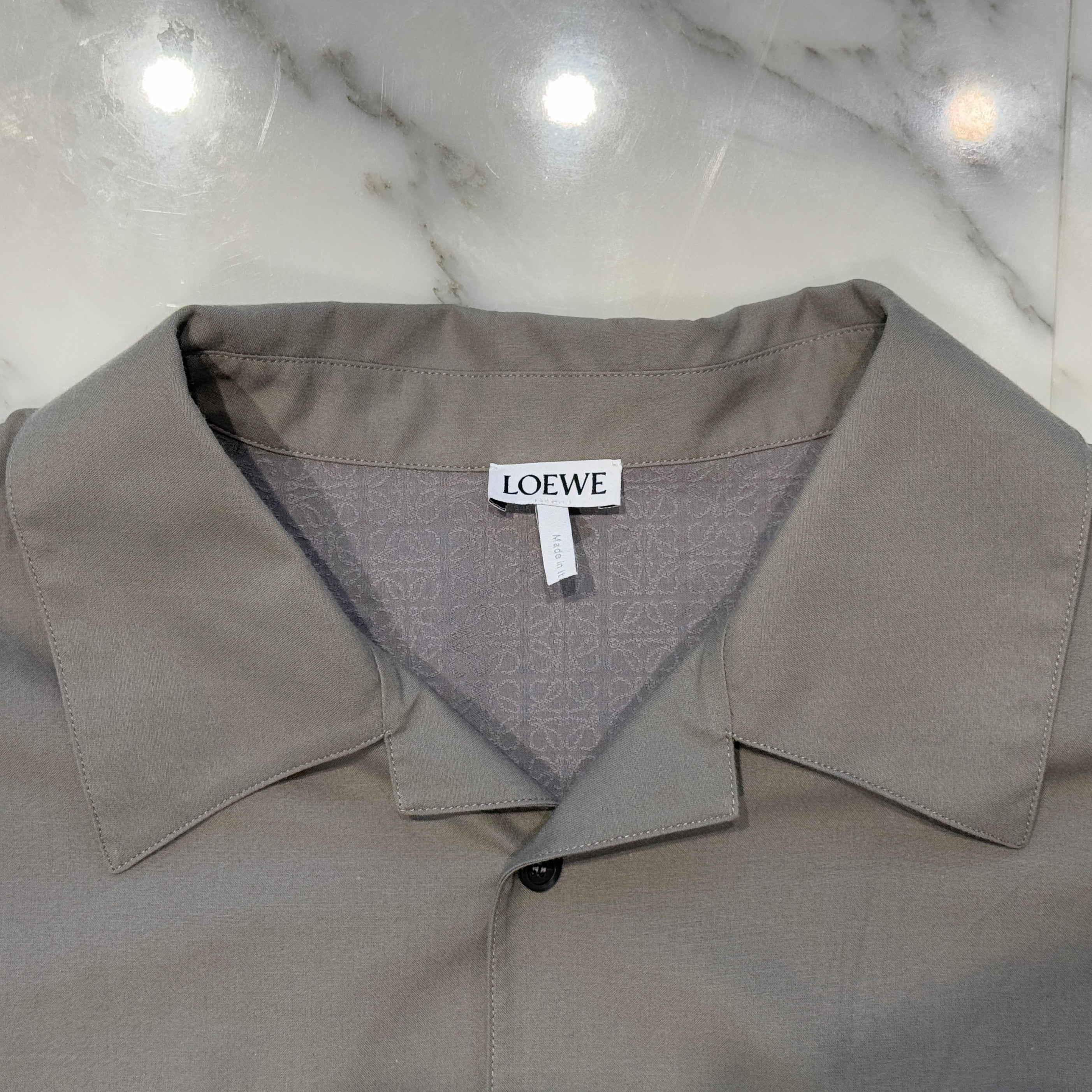 【LOEWE】H526Y05X90 背面アナグラムジャガード コットンシャツ LOEWE 2024SS Back Anagram Print Short Sleeve Shirt