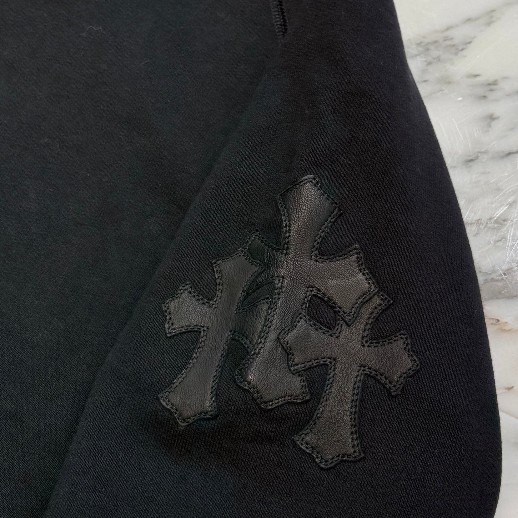 CHROME HEARTS Y NOT Cemetery Cross Leather Patch Pullover Hoodie Size S クロムハーツ ワイノット セメタリークロスレザーパッチ プルオーバー フーディー サイズS