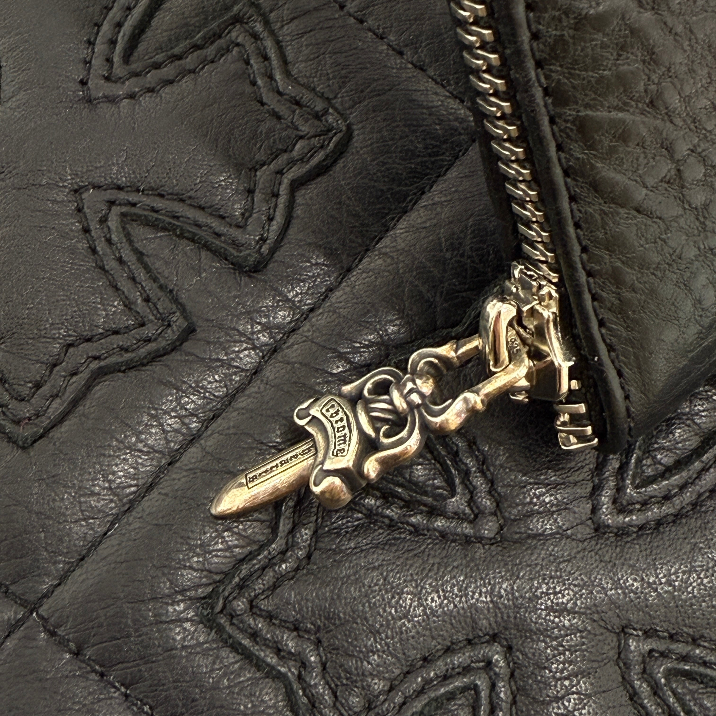 CHROME HEARTS Cross Leather Patch Zipper Change Purse Wallet クロムハーツ クロスレザーパッチ ジッパー チェンジパース ウォレット