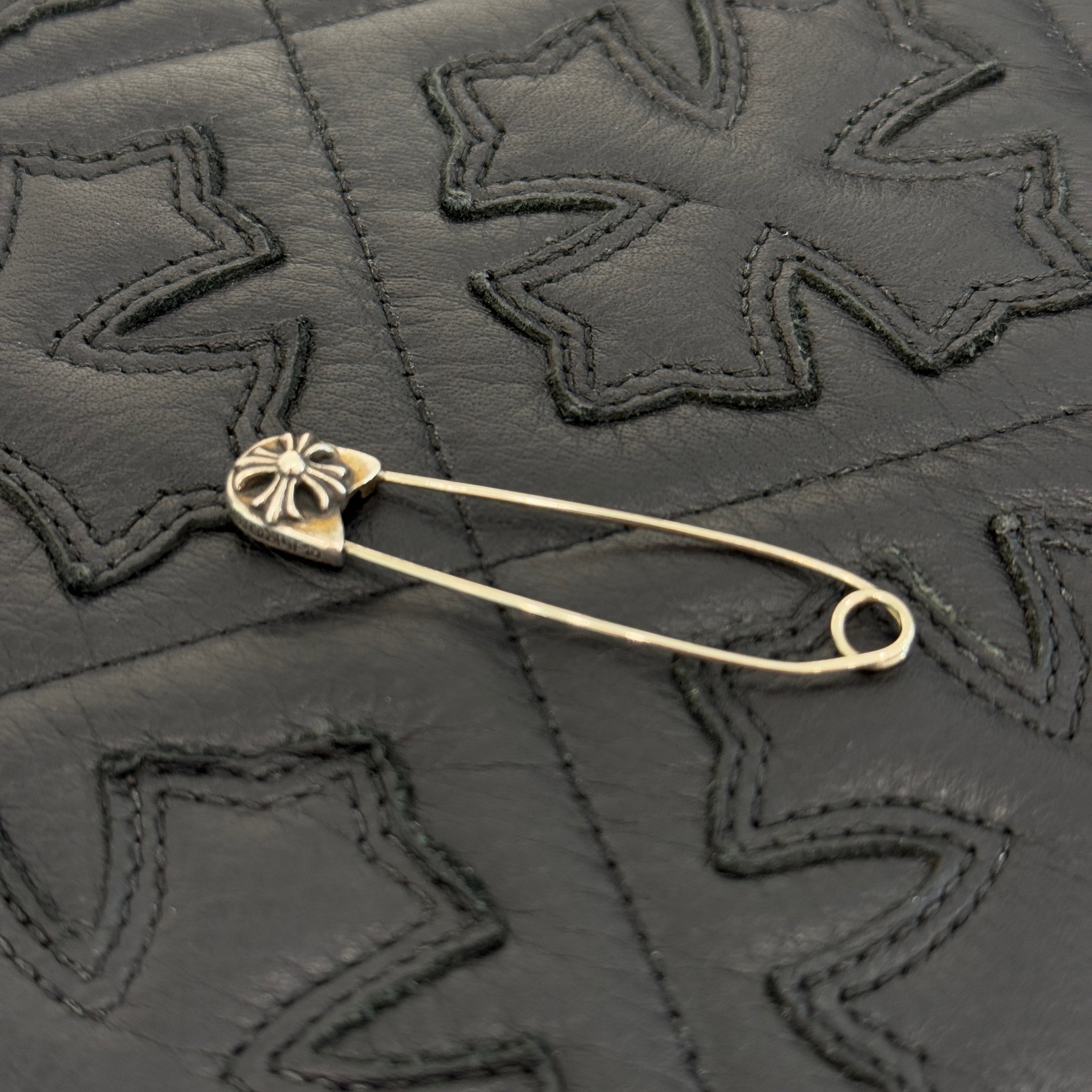 CHROME HEARTS Safety Pin Large Charm クロムハーツ セーフティーピン CHROME HEARTS Safety Pin Large Charm クロムハーツ セーフティーピン