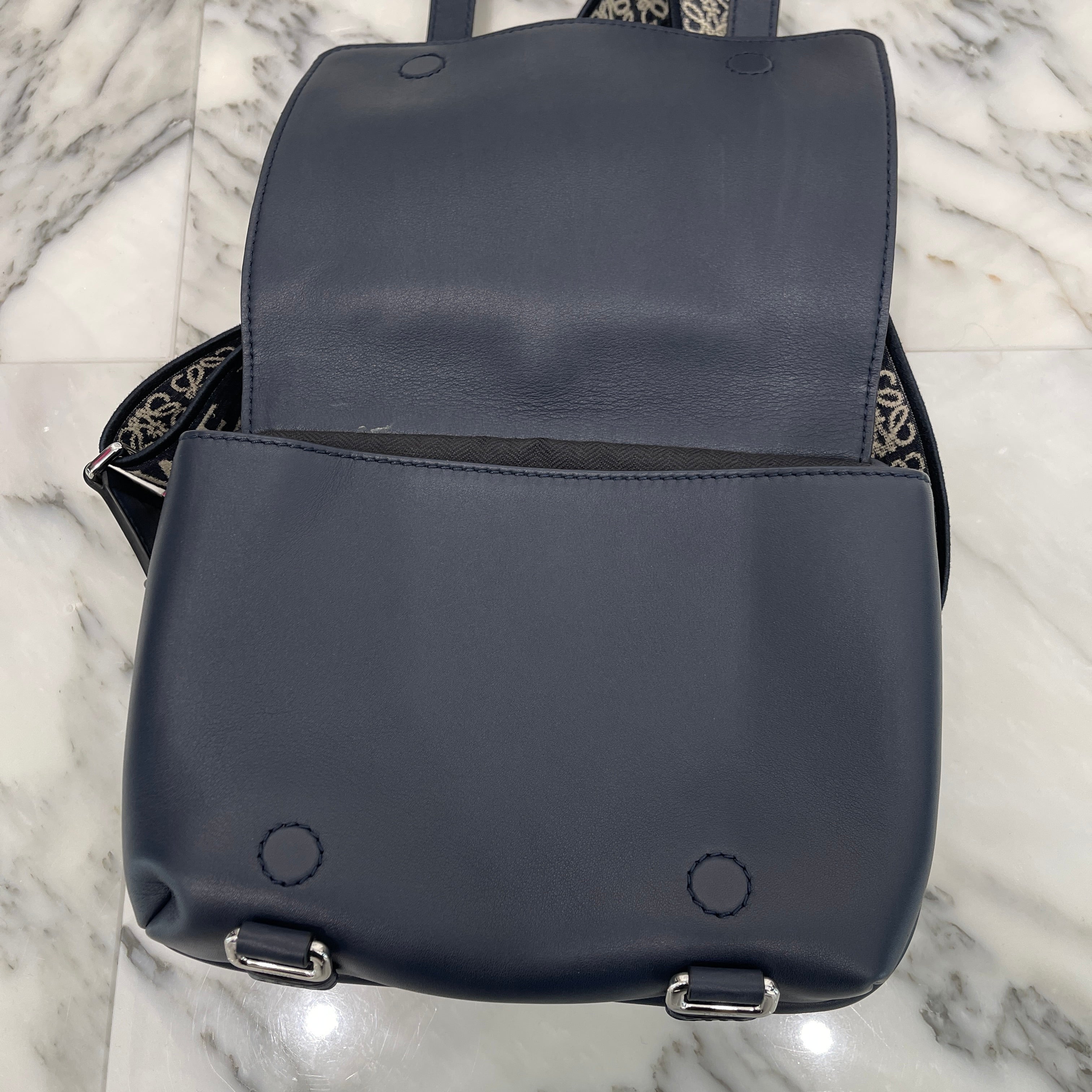 LOEWE 2023AW Military Messenger Shoulder Bag B553A72X21  ロエベ ミリタリー メッセンジャー ショルダーバッグ