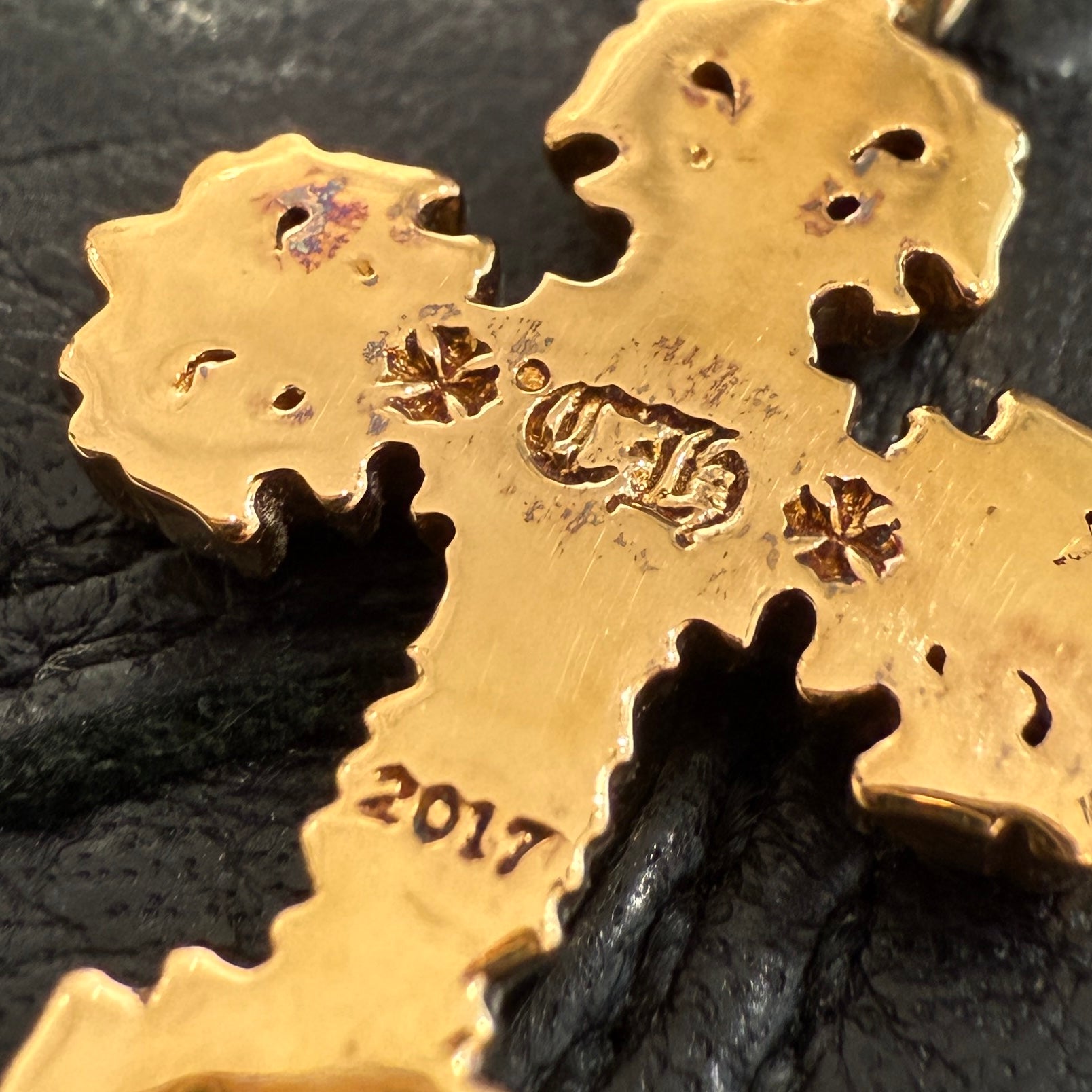 CHROME HEARTS 22K Tiny Filigree Cross Pave Emerald Pendent Top クロムハーツ 22K タイニー フィリグリークロス パヴェエメラルド ペンダント トップ