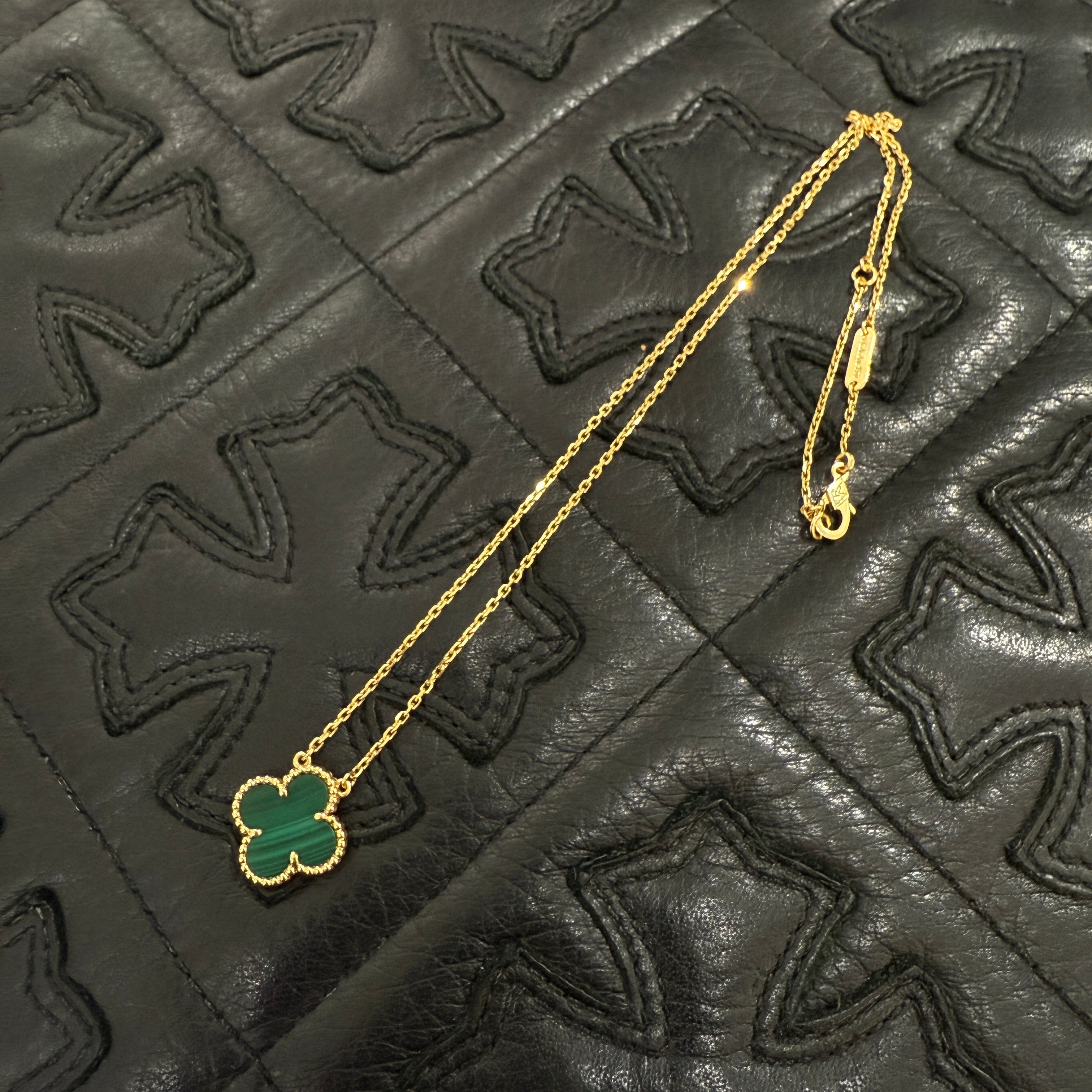 Van Cleef & Arpels Vintage Alhambra Malachite Neckless ヴァンクリーフ＆アーペル ヴィンテージ アルハンブラ マラカイト ネックレス