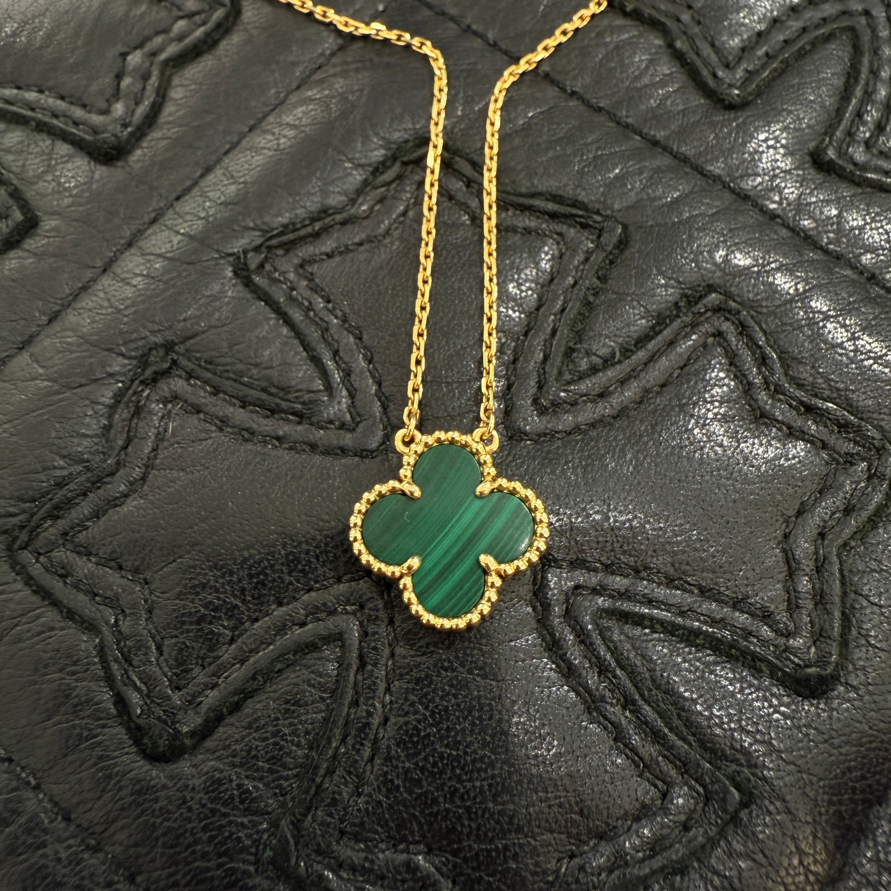 Van Cleef & Arpels Vintage Alhambra Malachite Neckless ヴァンクリーフ＆アーペル ヴィンテージ アルハンブラ マラカイト ネックレス