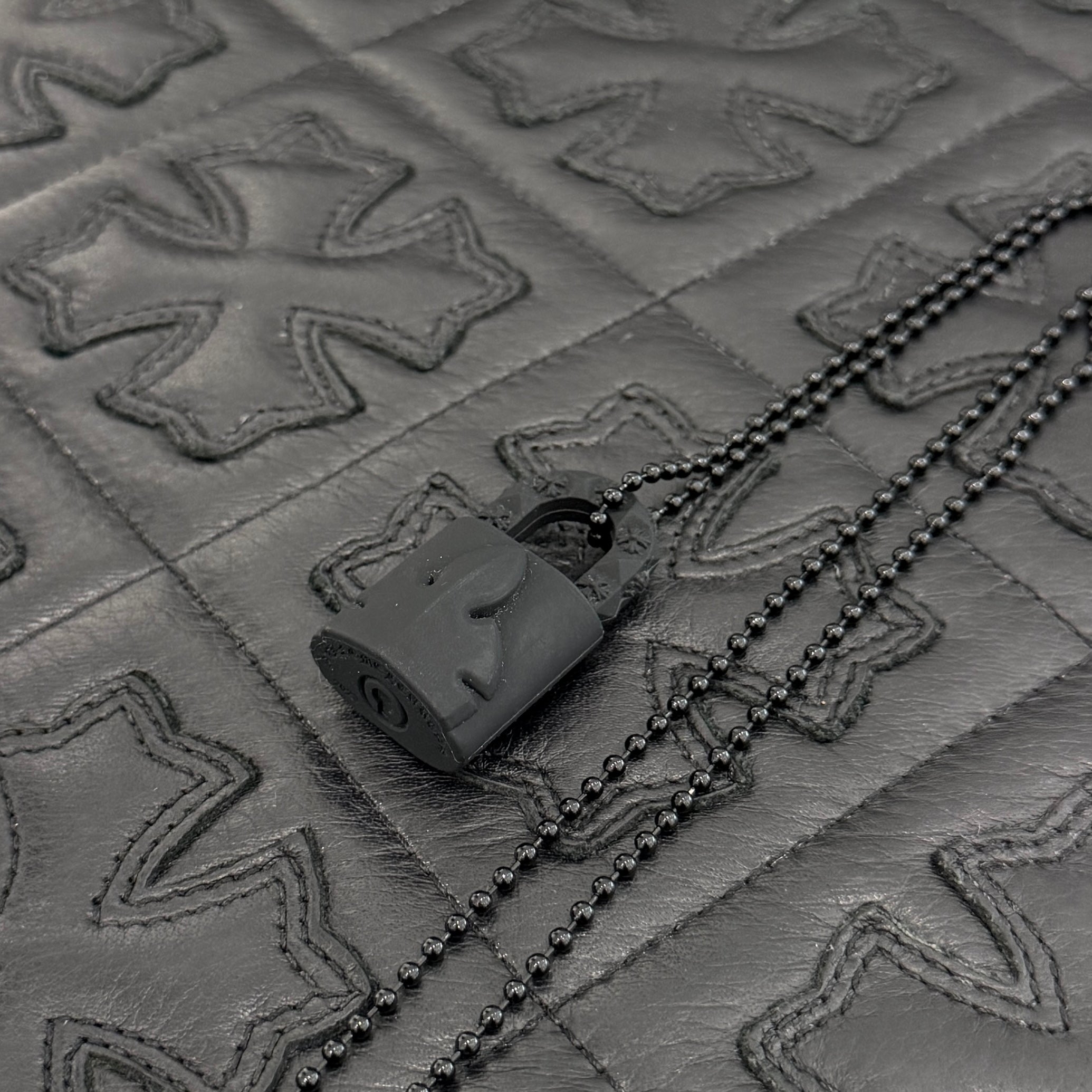 CHROME HEARTS 2023SS PADLOCK Flare Knee Silicon Rubber Necklace クロムハーツ パドロック フレアニー シリコンラバー ネックレス