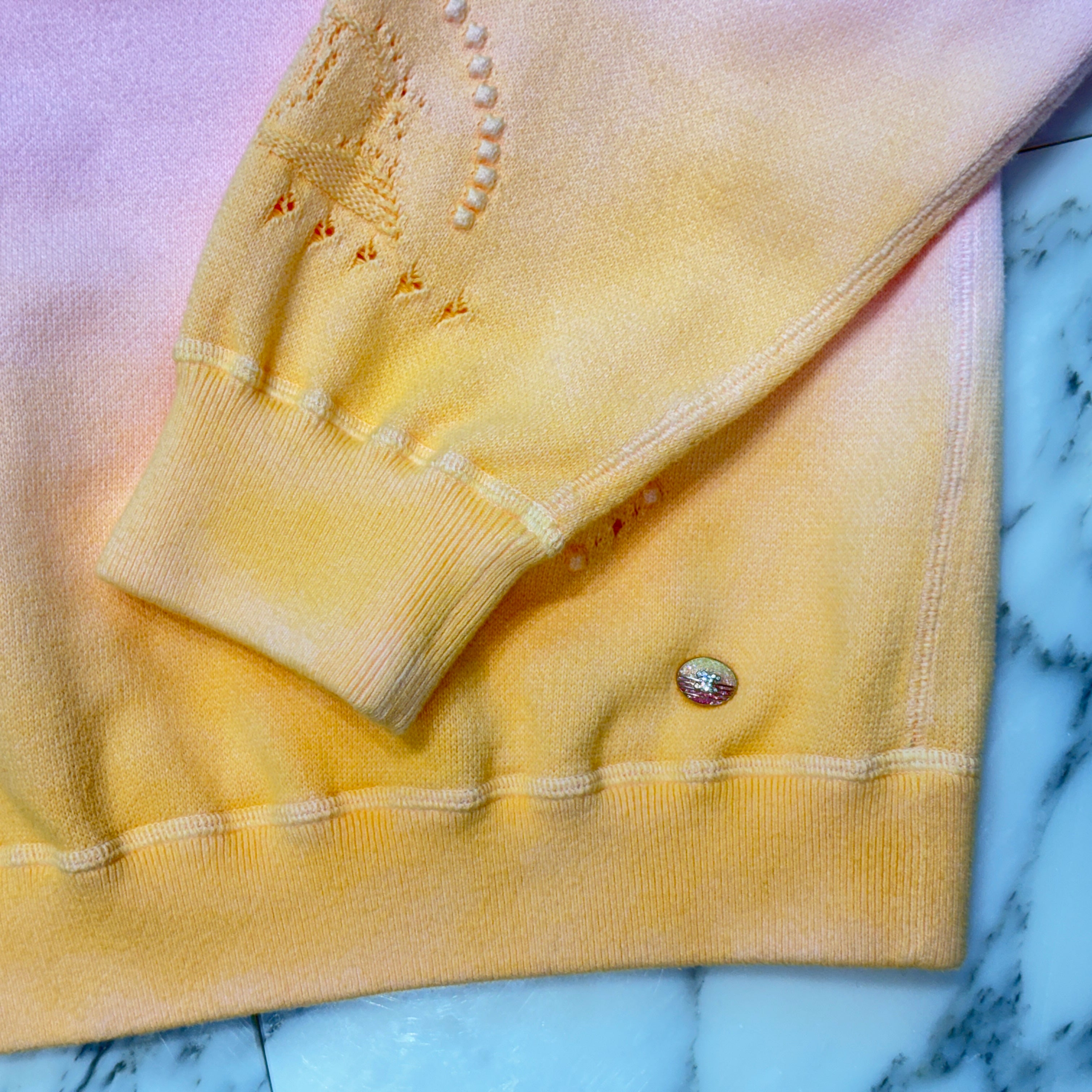 CHANEL 2024 Cruise Coco Mark Embroidery Gradient Cotton Sweat Shirt P76509K10994 Size L シャネル ココマーク刺繍 グラデーション コットンスウェットシャツ サイズL