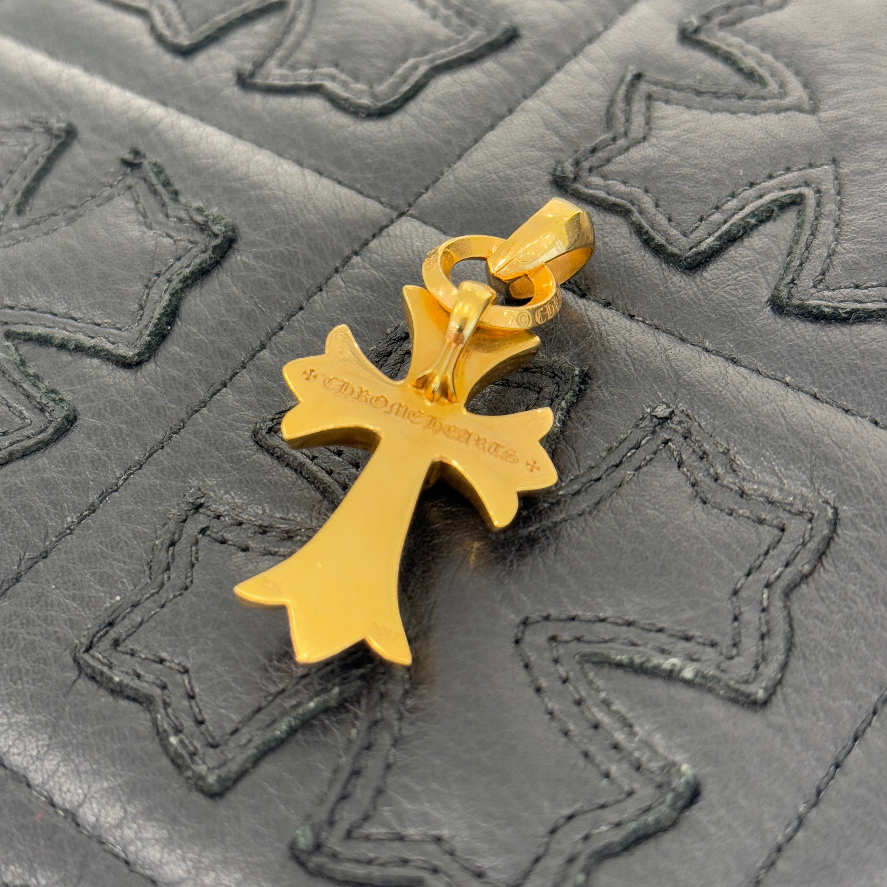 CHROME HEARTS 22K Small CH Cross Heart Pave Diamond Gold Necklace