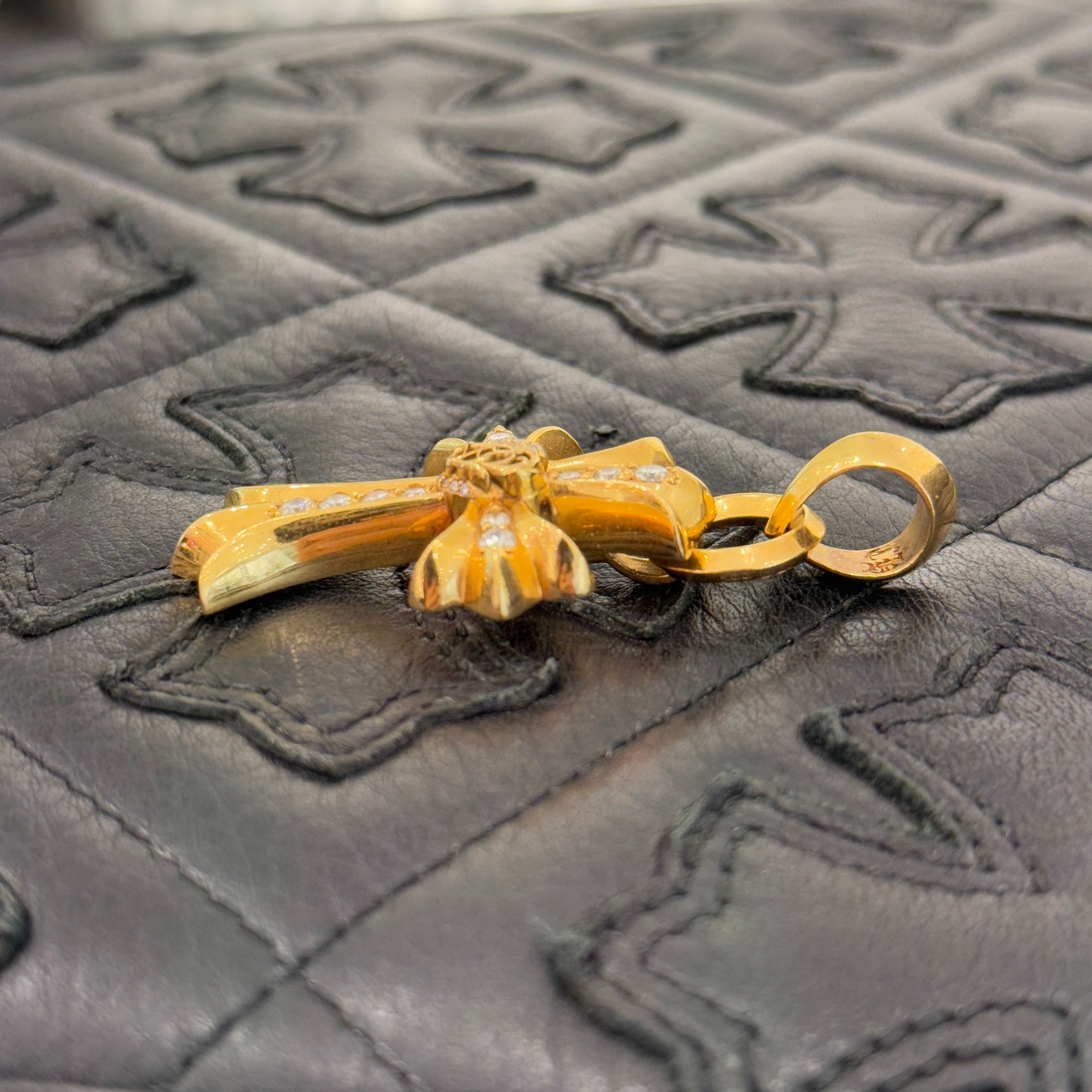 CHROME HEARTS 22K Small CH Cross Heart Pave Diamond Gold Necklace