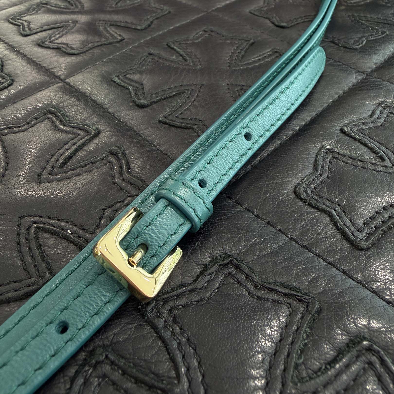 MIU MIU Matelassé Leather Neck Mini Pouch 5TT172 2FPP FOK41 ミュウミュウ マテラッセ レザー ネック ミニ ポーチ