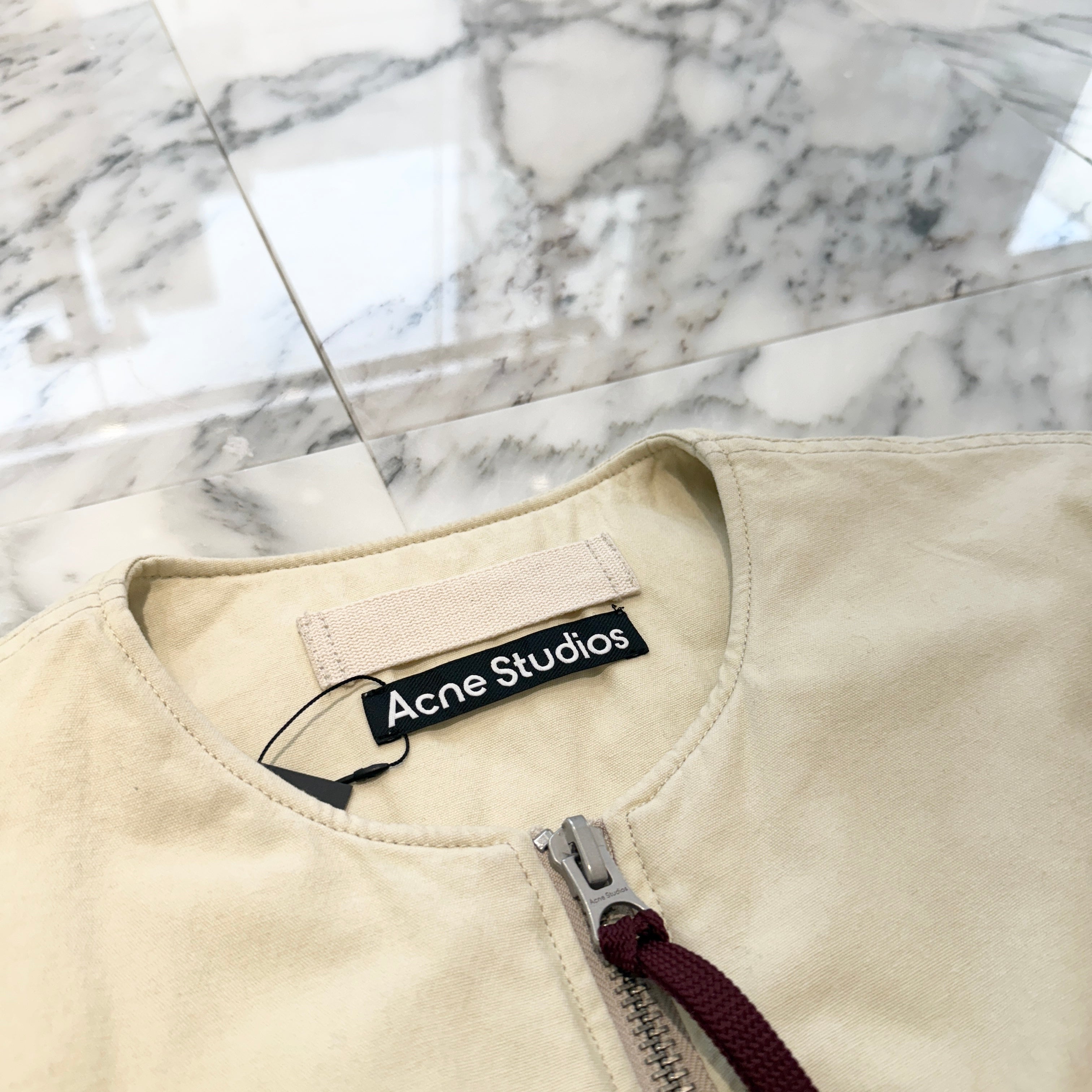 Acne Studios "Kiss Of Death" Appliqued Vest FA-UX- OUTW000069 C90083- Size L アクネストゥディオズ "キスオブデス" アップリケ ベスト サイズL