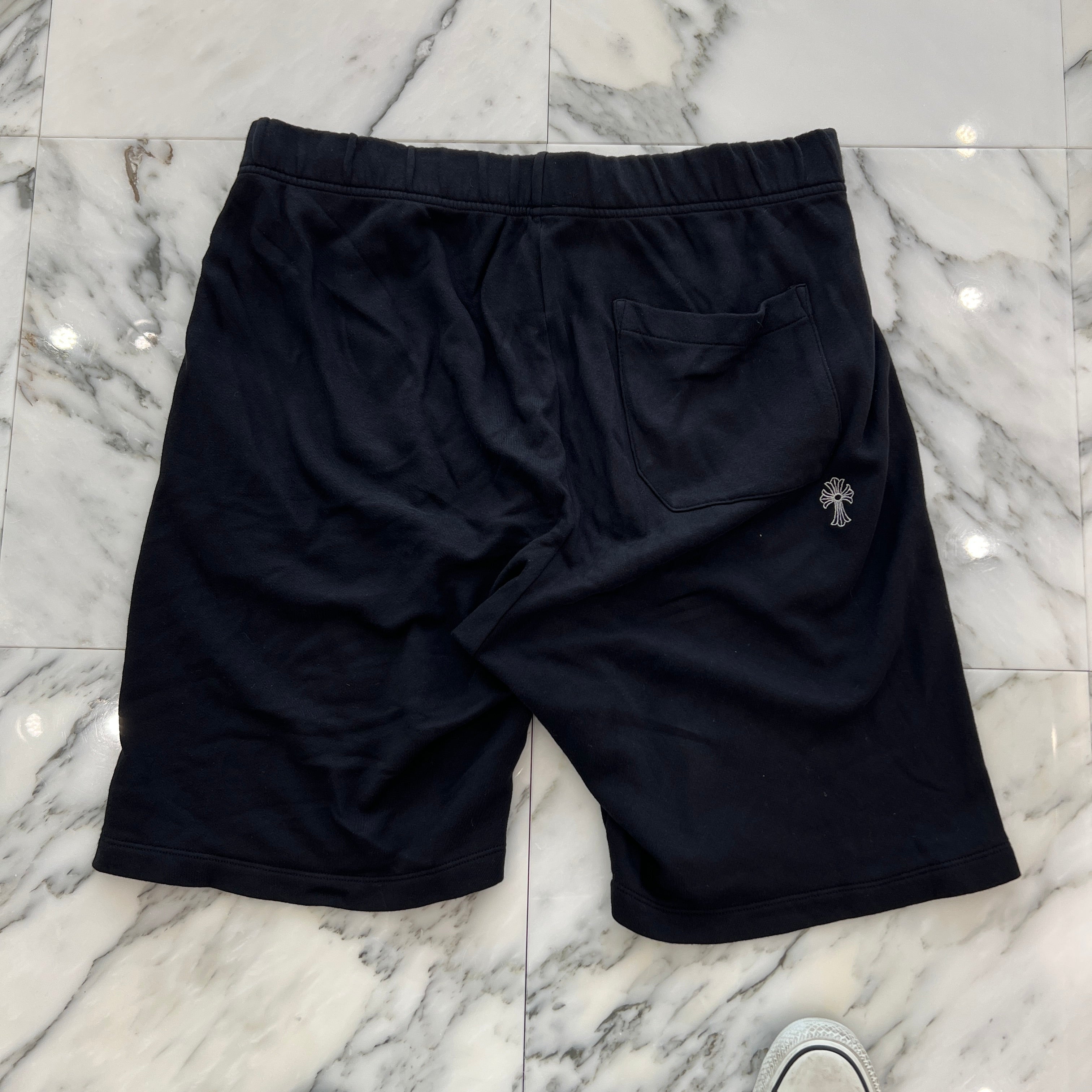 CHROME HEARTS Y NOT Vertical Logo Cross Embroidery Sweat Half Pants Size L クロムハ―ツ ワイノット ヴァーティカルロゴ クロス刺繡 スウェット ハーフパンツ サイズL