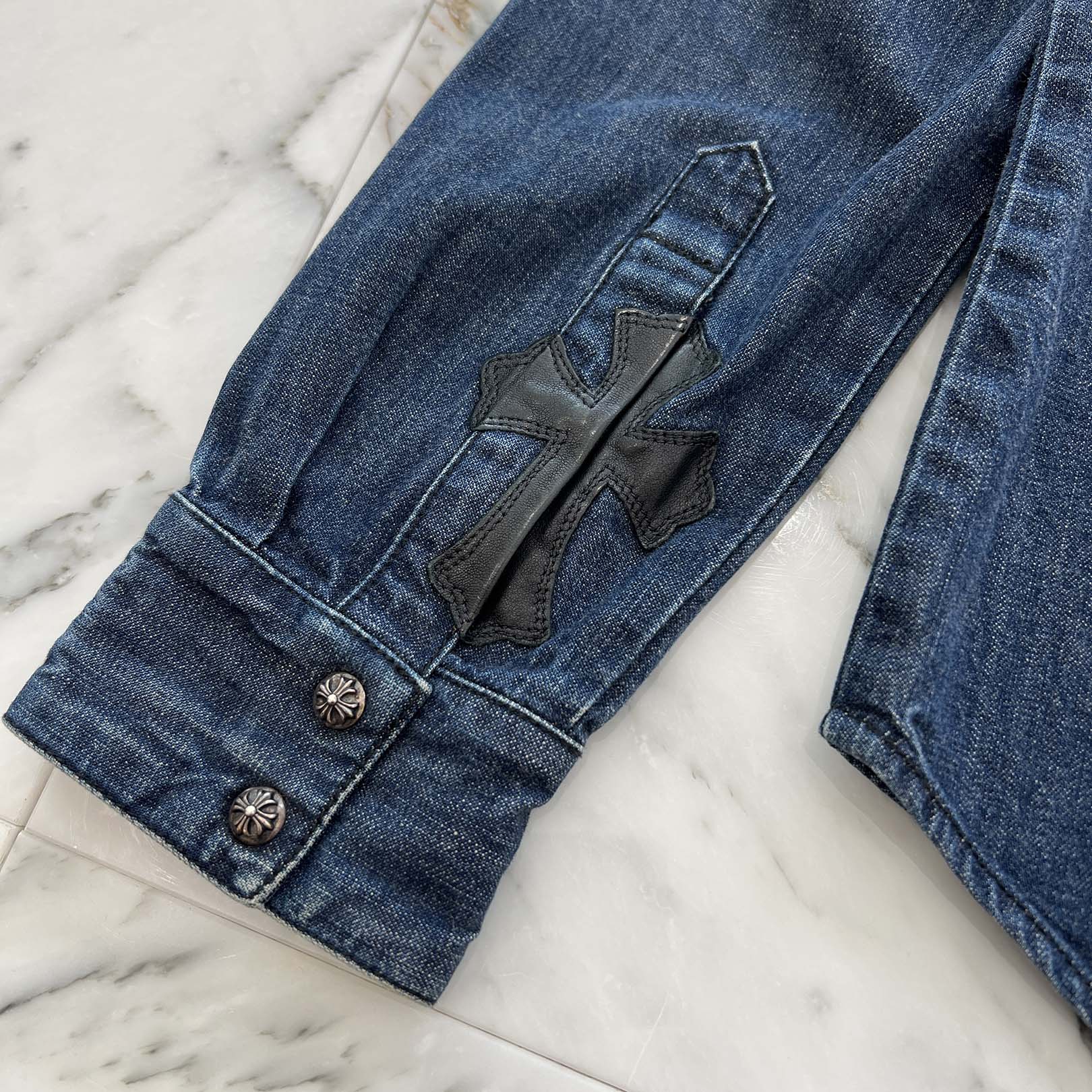 CHROME HEARTS OLD Leather Cross Patch Western Denim Shirt Size M クロムハーツ オールド レザー クロスパッチ ウェスタン デニムシャツ サイズM