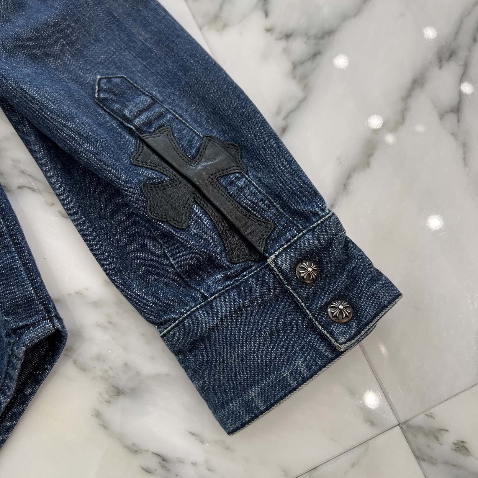 CHROME HEARTS OLD Leather Cross Patch Western Denim Shirt Size M クロムハーツ オールド レザー クロスパッチ ウェスタン デニムシャツ サイズM