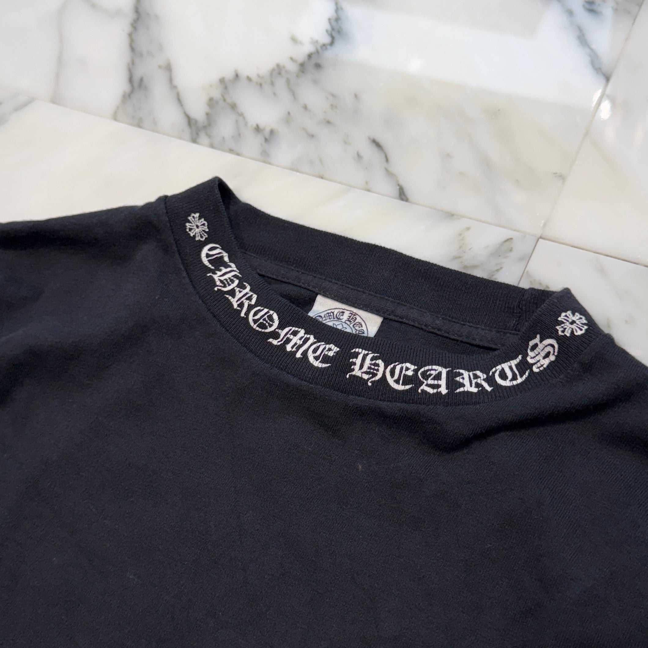 CHROME HEARTS Neck Logo Back Vine Dagger Print Long Sleeve Tee Size M クロムハーツ ネックロゴ バックヴァインダガープリント ロングスリーブTシャツ サイズM