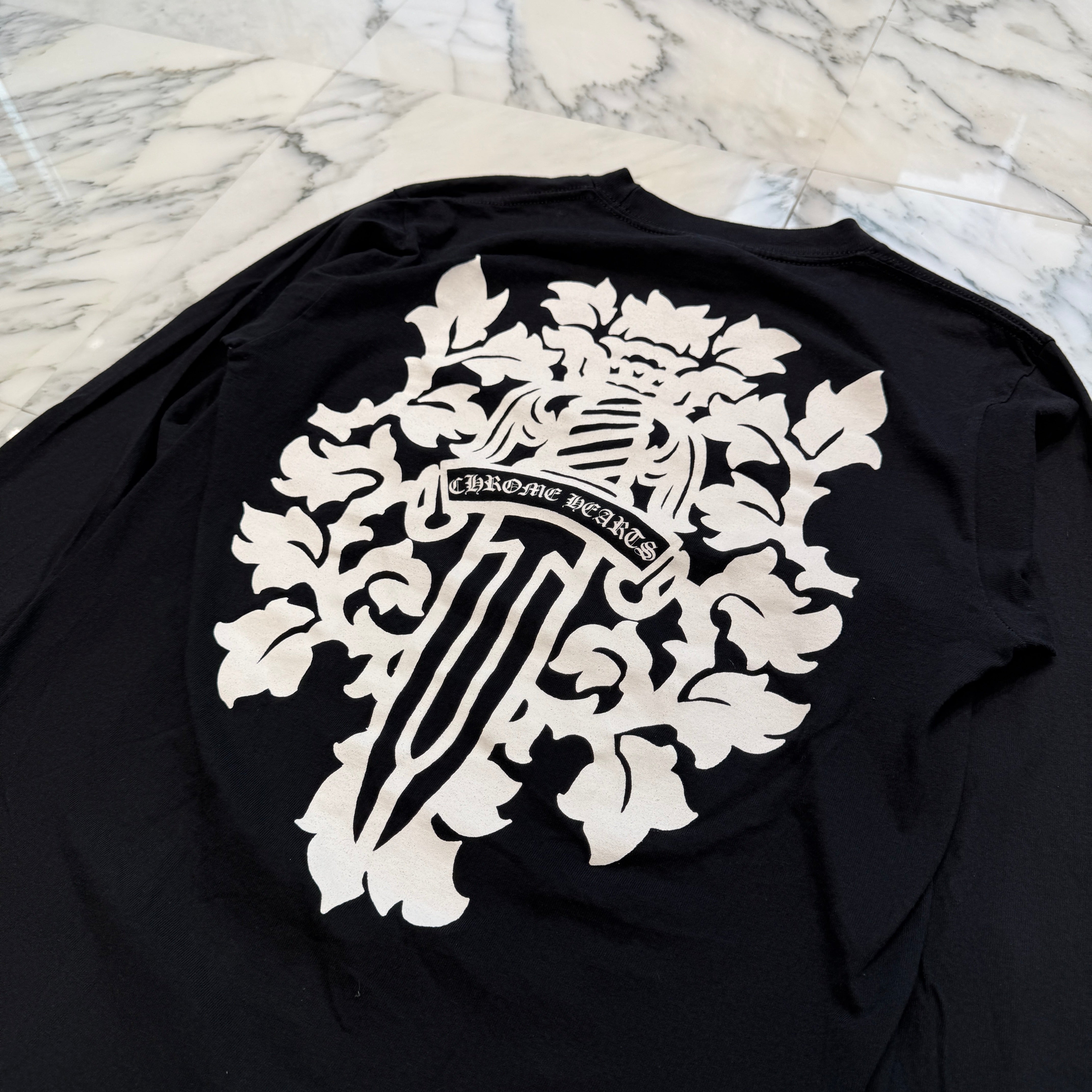 CHROME HEARTS Neck Logo Back Vine Dagger Print Long Sleeve Tee Size M クロムハーツ ネックロゴ バックヴァインダガープリント ロングスリーブTシャツ サイズM