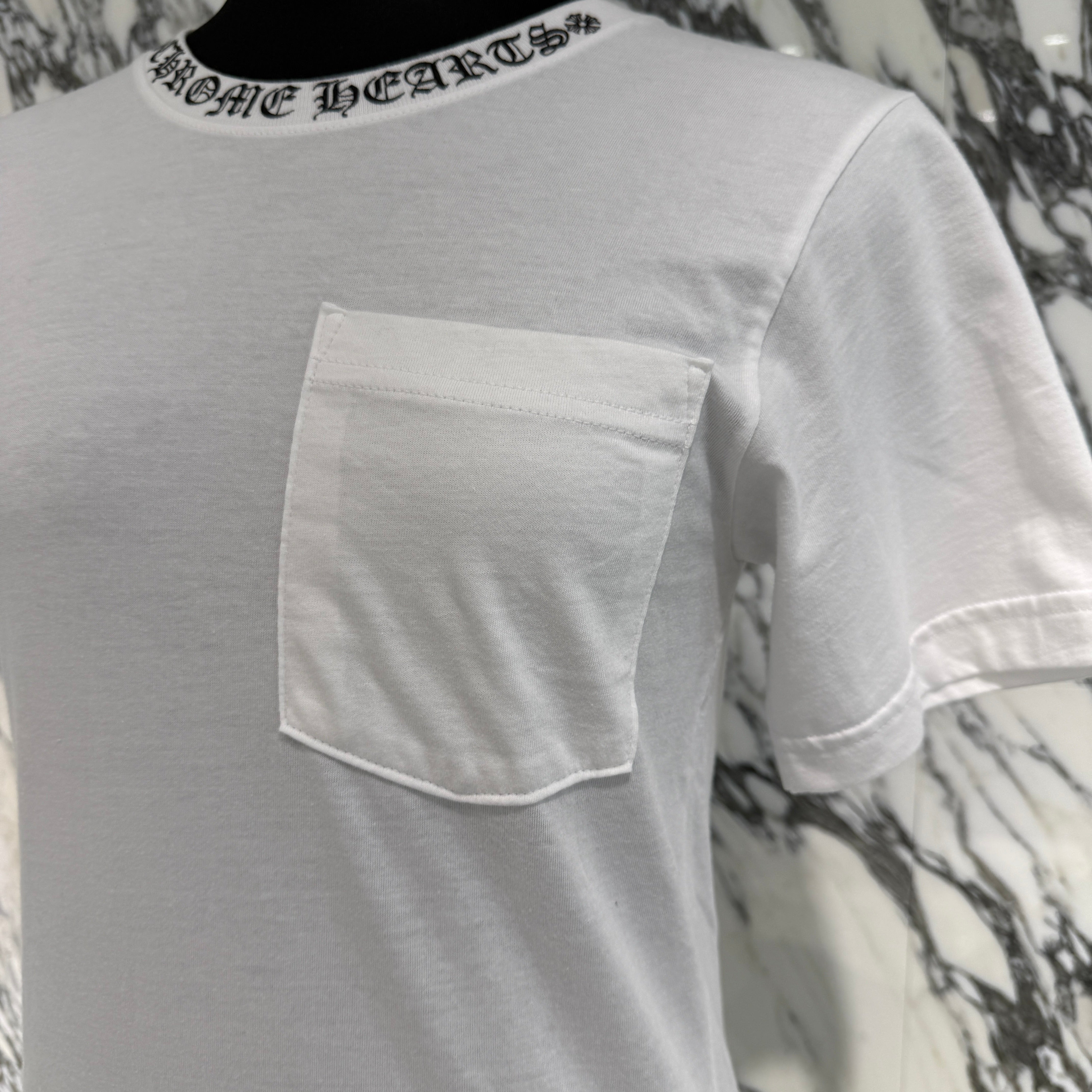 CHROME HEARTS Neck Logo Back Horseshoe Tee Size XS クロムハーツ ネックロゴバックホースシューTシャツ サイズXS