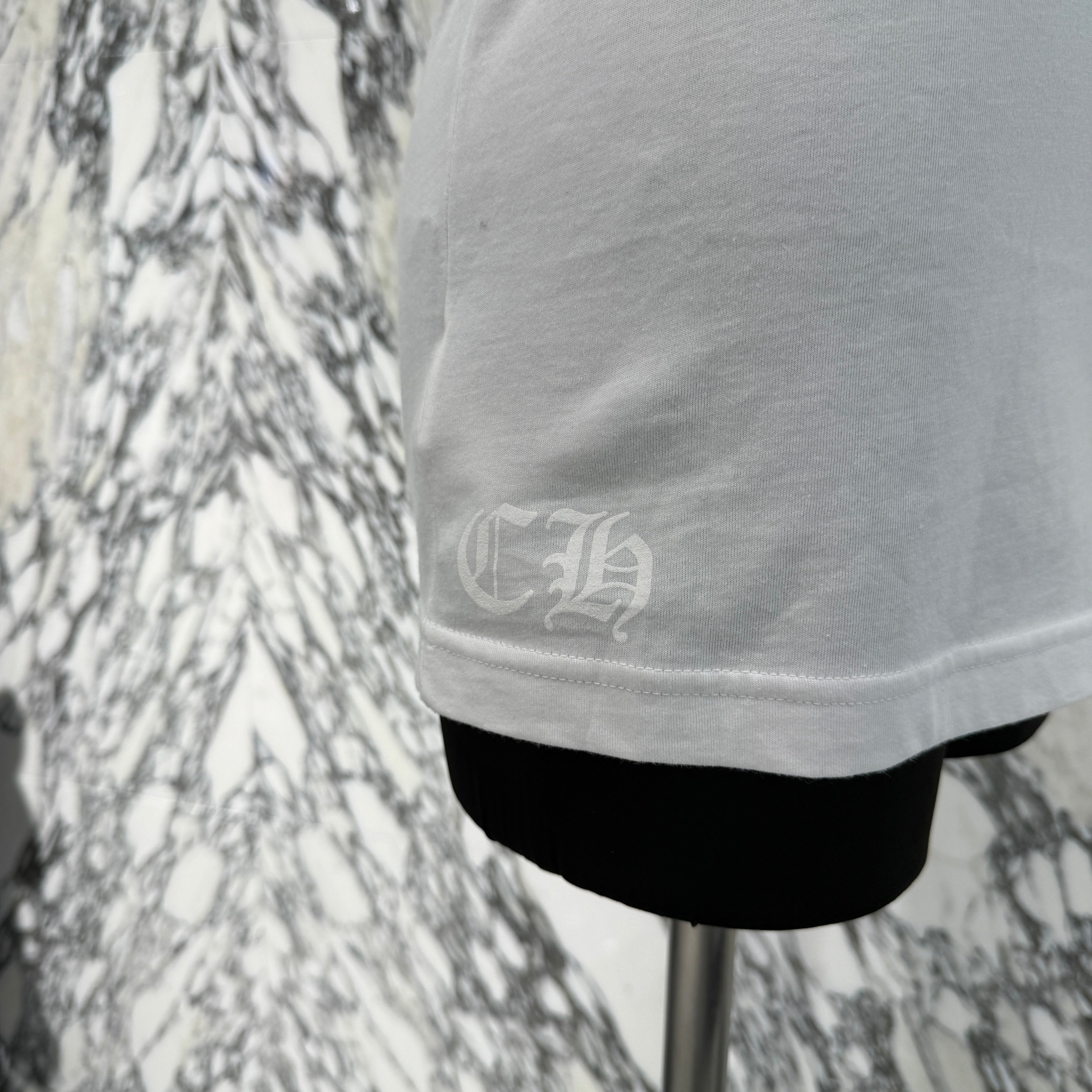 CHROME HEARTS Neck Logo Back Horseshoe Tee Size XS クロムハーツ ネックロゴバックホースシューTシャツ サイズXS