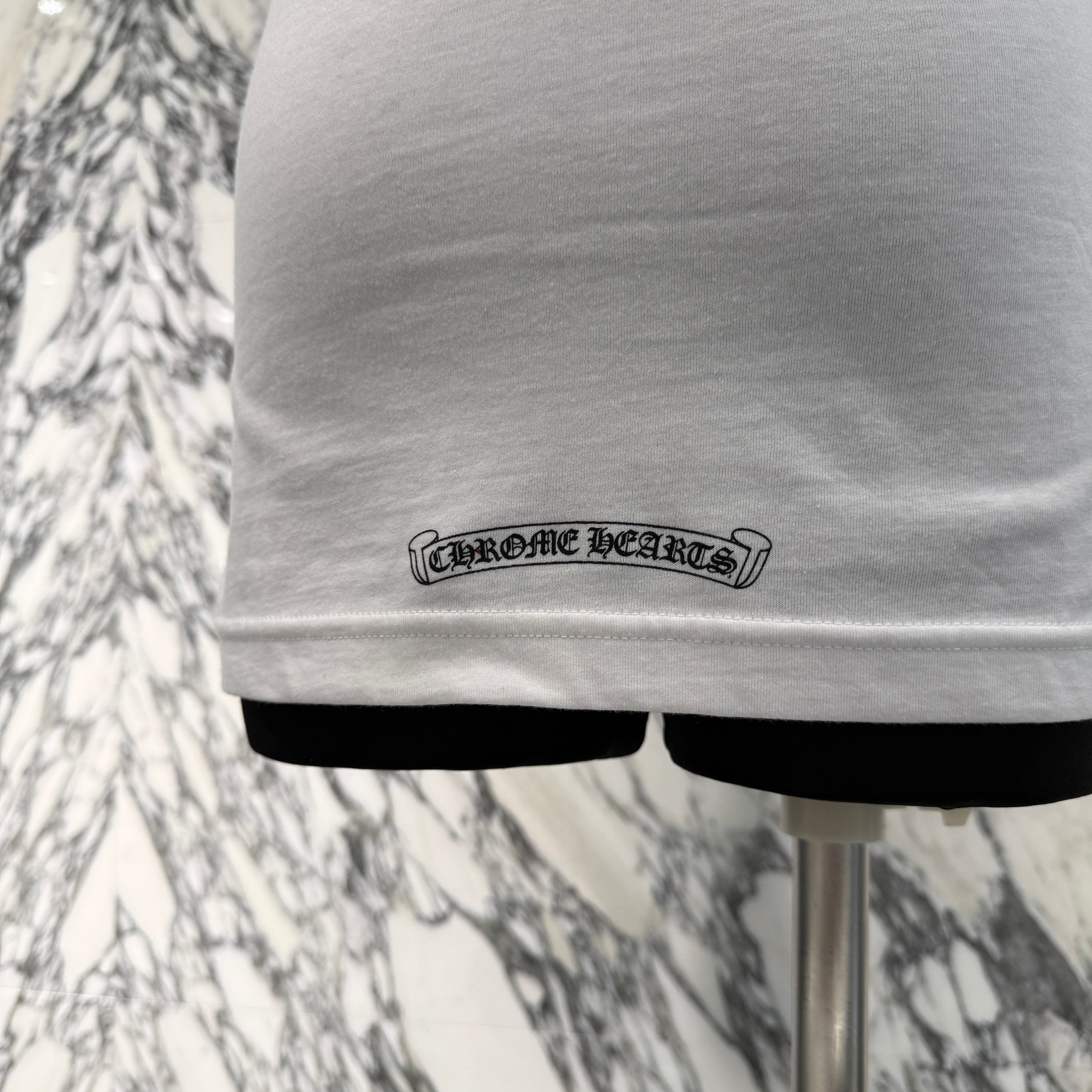 CHROME HEARTS Neck Logo Back Horseshoe Tee Size XS クロムハーツ ネックロゴバックホースシューTシャツ サイズXS
