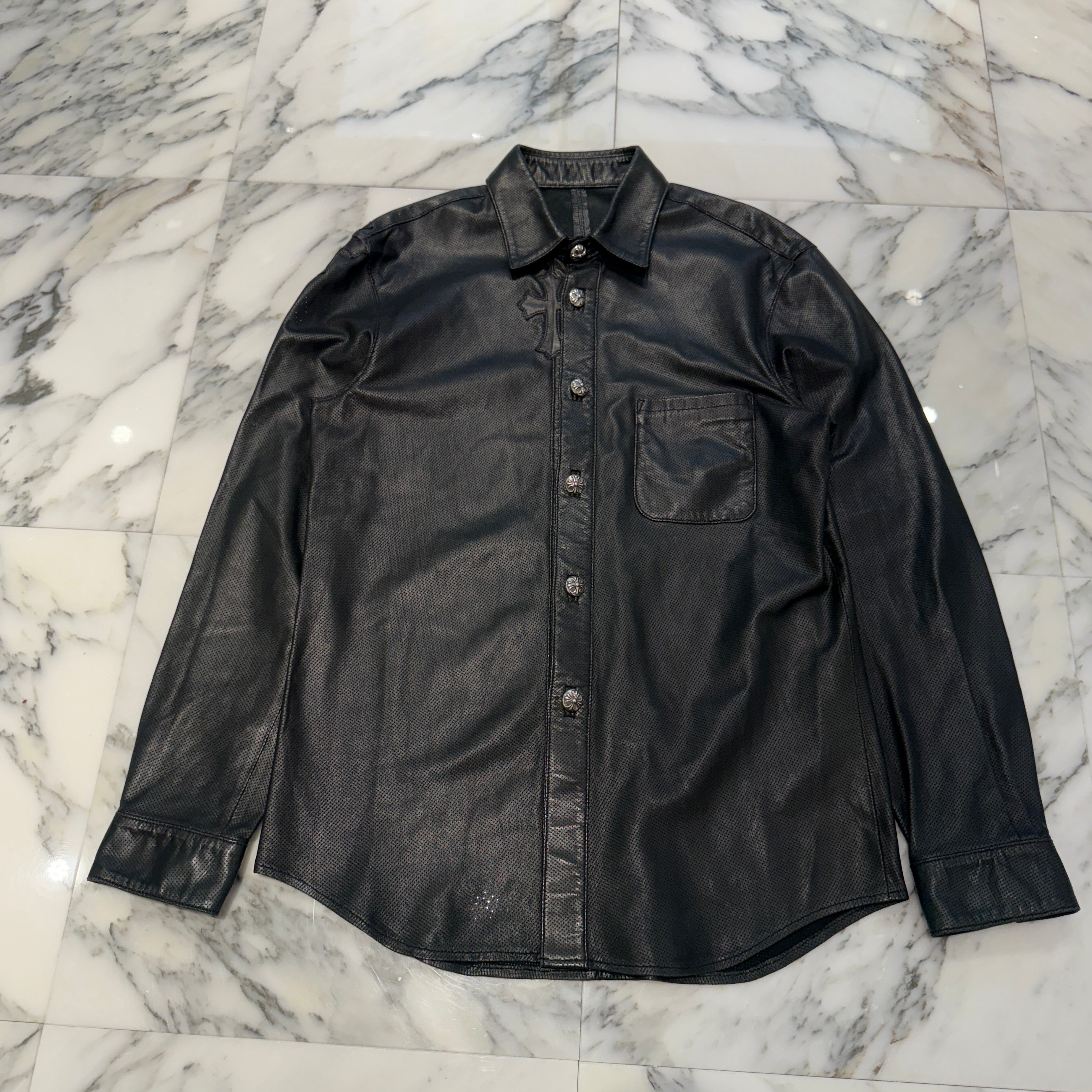 CHROME HEARTS Leather Cross Patch Cross Ball Button Leather Shirt Size M クロムハーツ レザークロスパッチ クロスボールボタン レザーシャツ サイズM