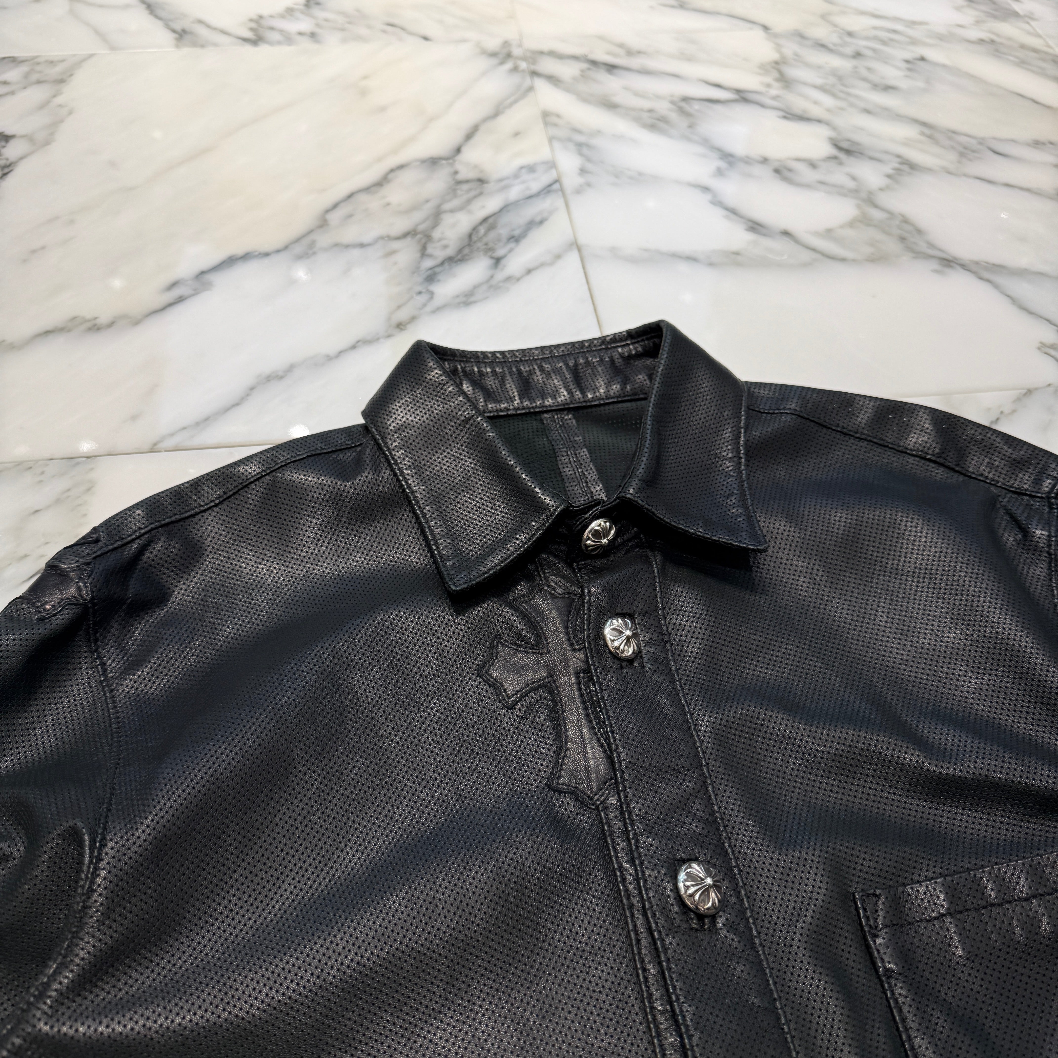 CHROME HEARTS Leather Cross Patch Cross Ball Button Leather Shirt Size M クロムハーツ レザークロスパッチ クロスボールボタン レザーシャツ サイズM