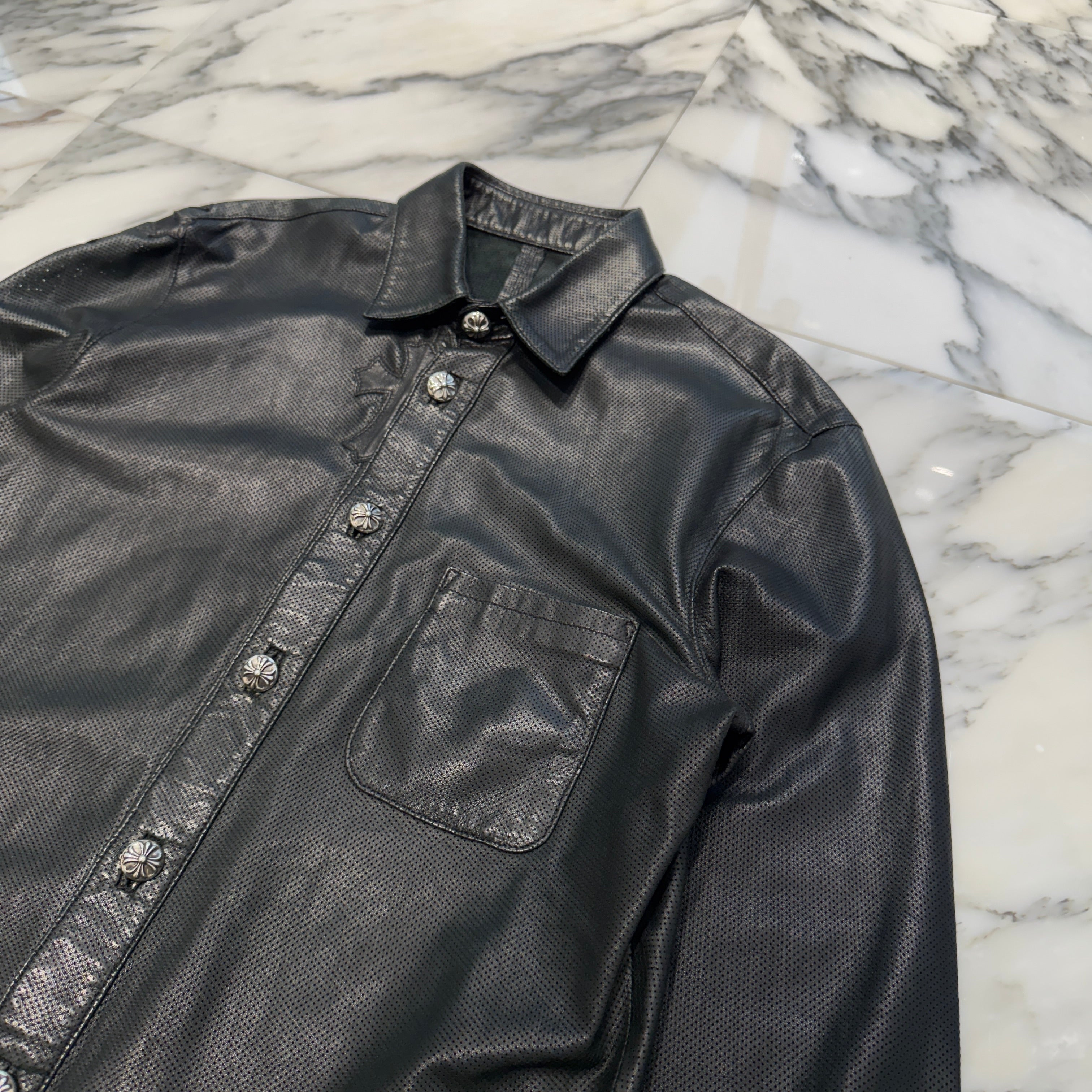 CHROME HEARTS Leather Cross Patch Cross Ball Button Leather Shirt Size M クロムハーツ レザークロスパッチ クロスボールボタン レザーシャツ サイズM