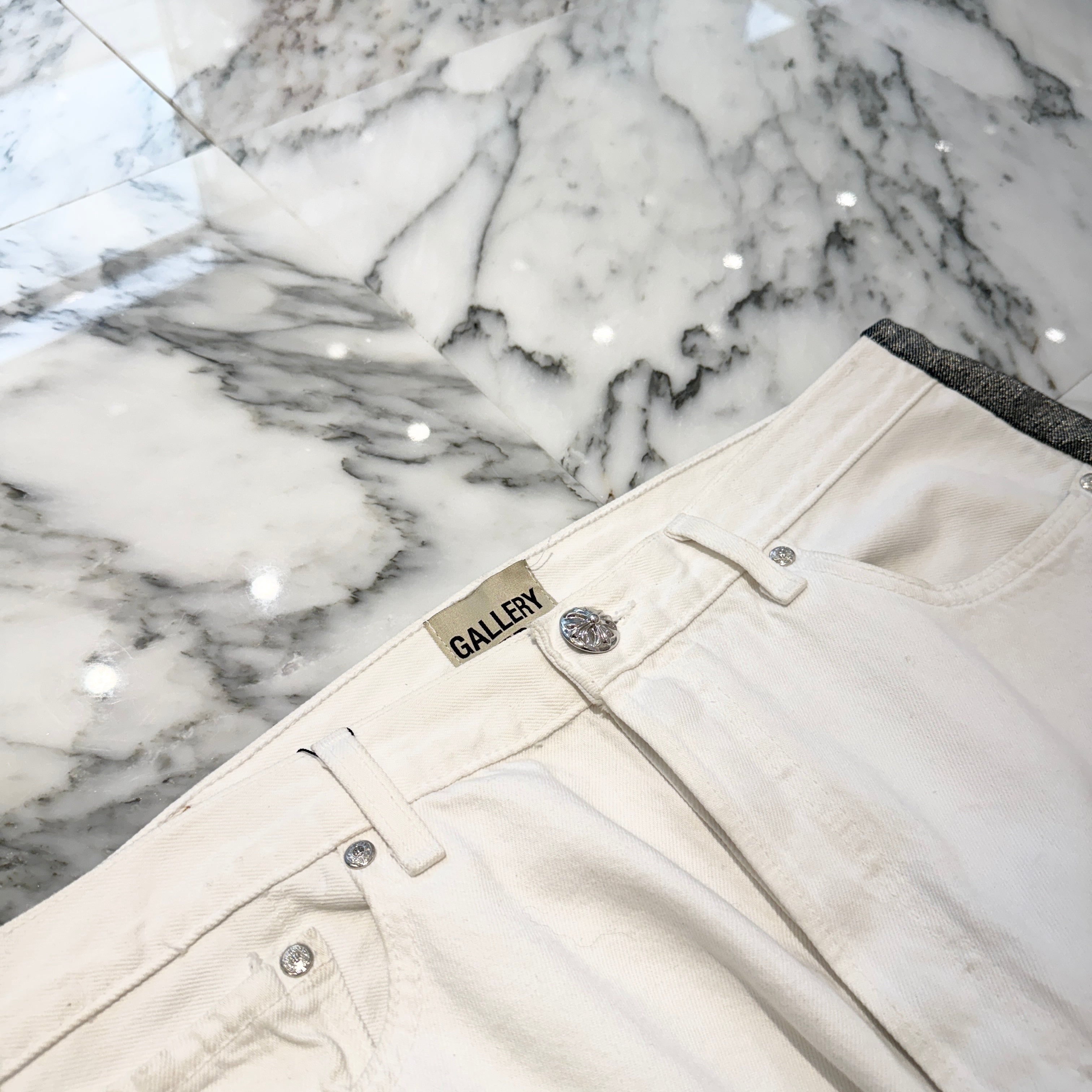 CHROME HEARTS × GALLERY DEPT. Levi's VNTG Leopard Harako Leather Cross Patch Jeans Size 34 クロムハーツ × ギャラリーデプト リーバイス ヴィンテージ レオパード ハラコレザー クロスパッチ ジーンズ サイズ34