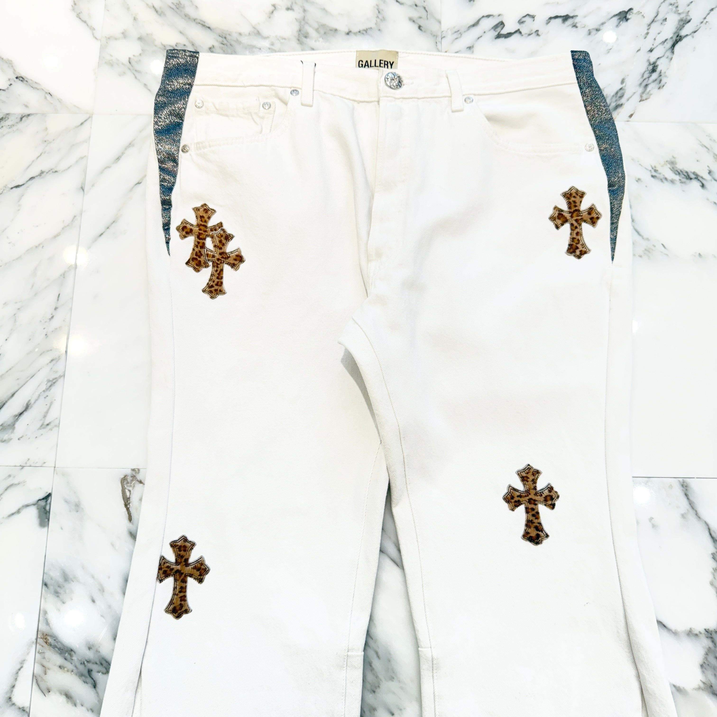 CHROME HEARTS × GALLERY DEPT. Levi's VNTG Leopard Harako Leather Cross Patch Jeans Size 34 クロムハーツ × ギャラリーデプト リーバイス ヴィンテージ レオパード ハラコレザー クロスパッチ ジーンズ サイズ34