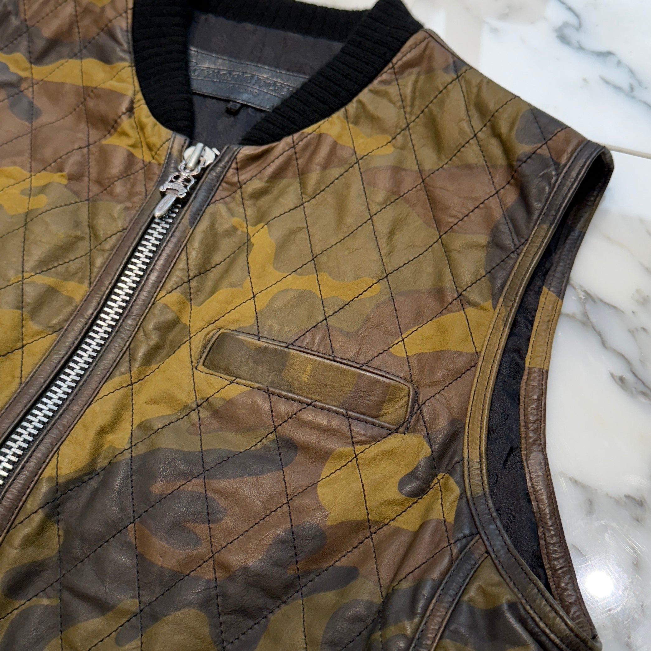 CHROME HEARTS Camouflage Leather Cross Patch DUCK VEST Size S クロムハーツ カモフラージュ レザークロスパッチ ダックベスト サイズS