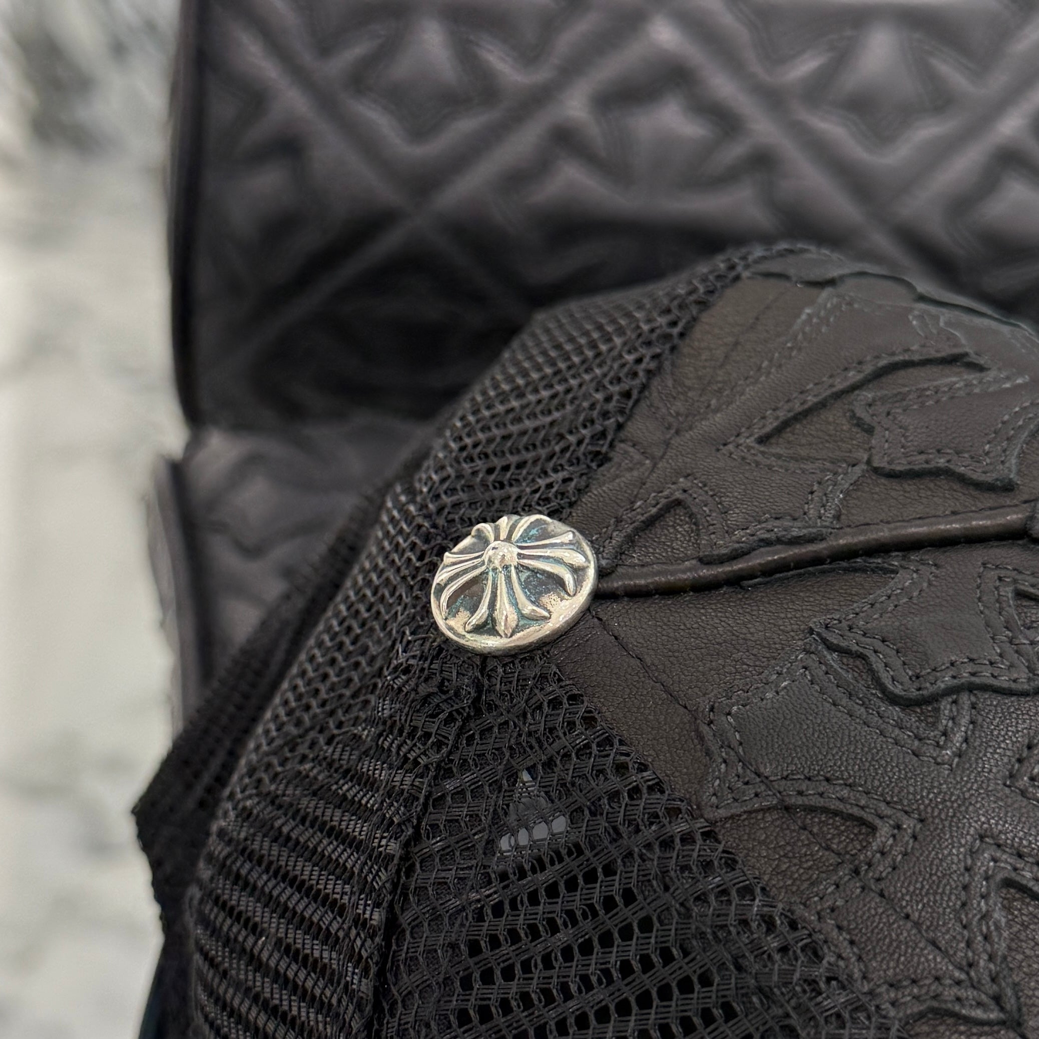 CHROME HEARTS Cemetary Cross Leather Patch Trucker Cap Size ONE SIZE(53-60) クロムハーツ セメタリークロス レザーパッチ トラッカーキャップ サイズONE SIZE(53-60)