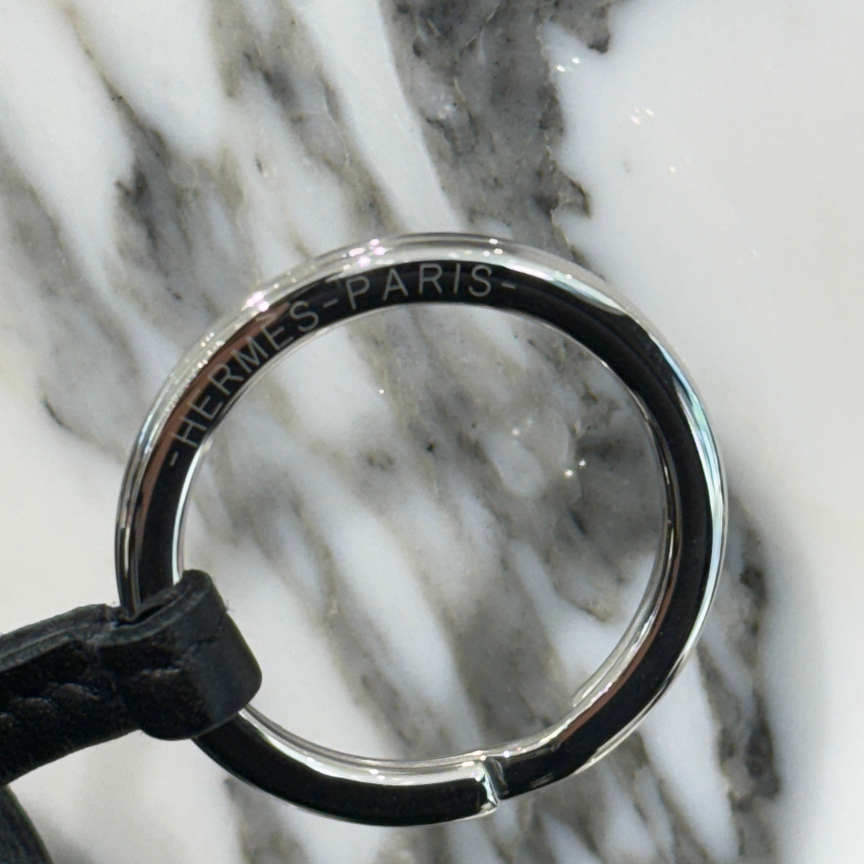 HERMES Carmen Unodos Charm Key Ring エルメス カルメン ウノドス チャーム キーリング