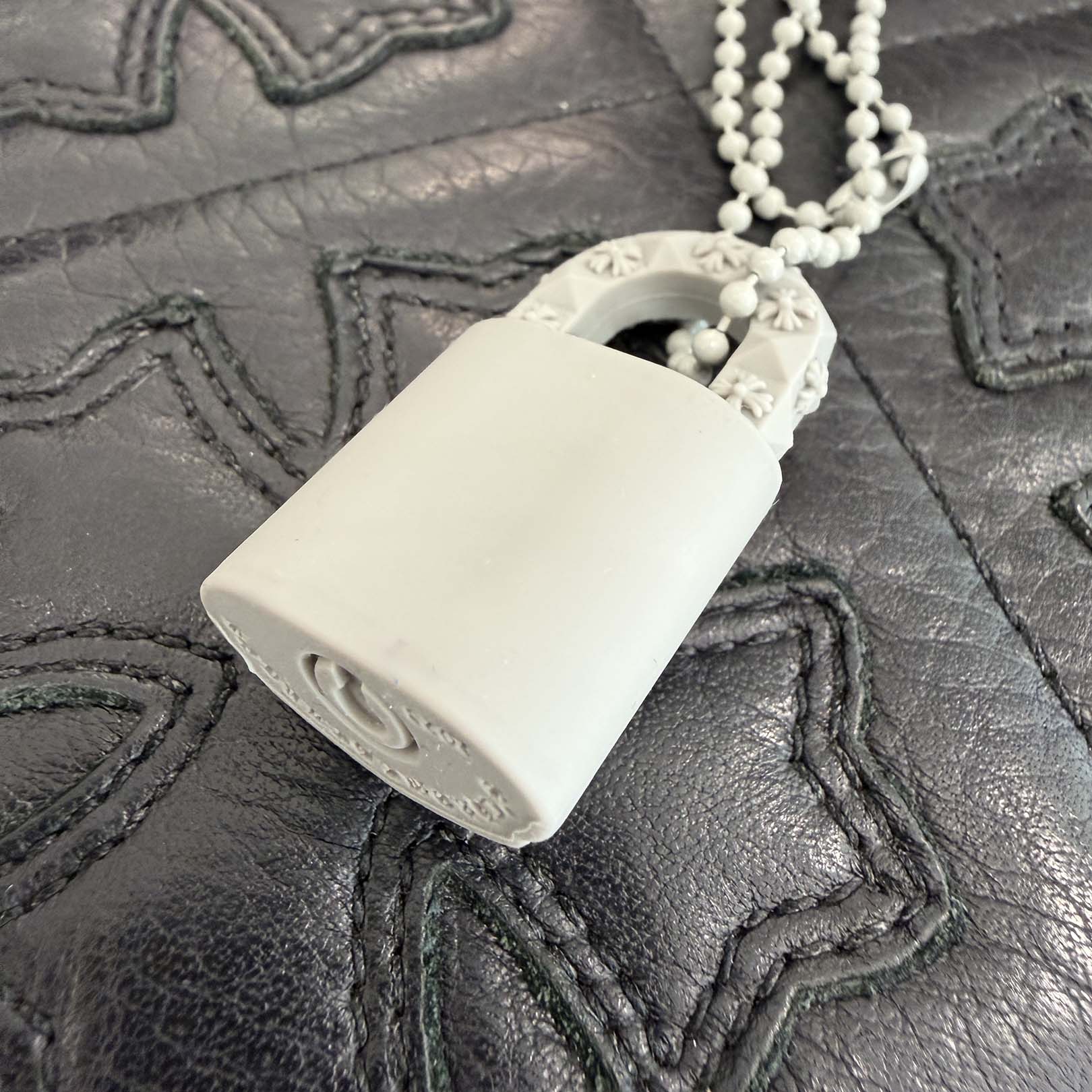 CHROME HEARTS 2023SS PADLOCK Flare Knee Silicon Rubber Necklace クロムハーツ パドロック フレアニー シリコンラバー ネックレス