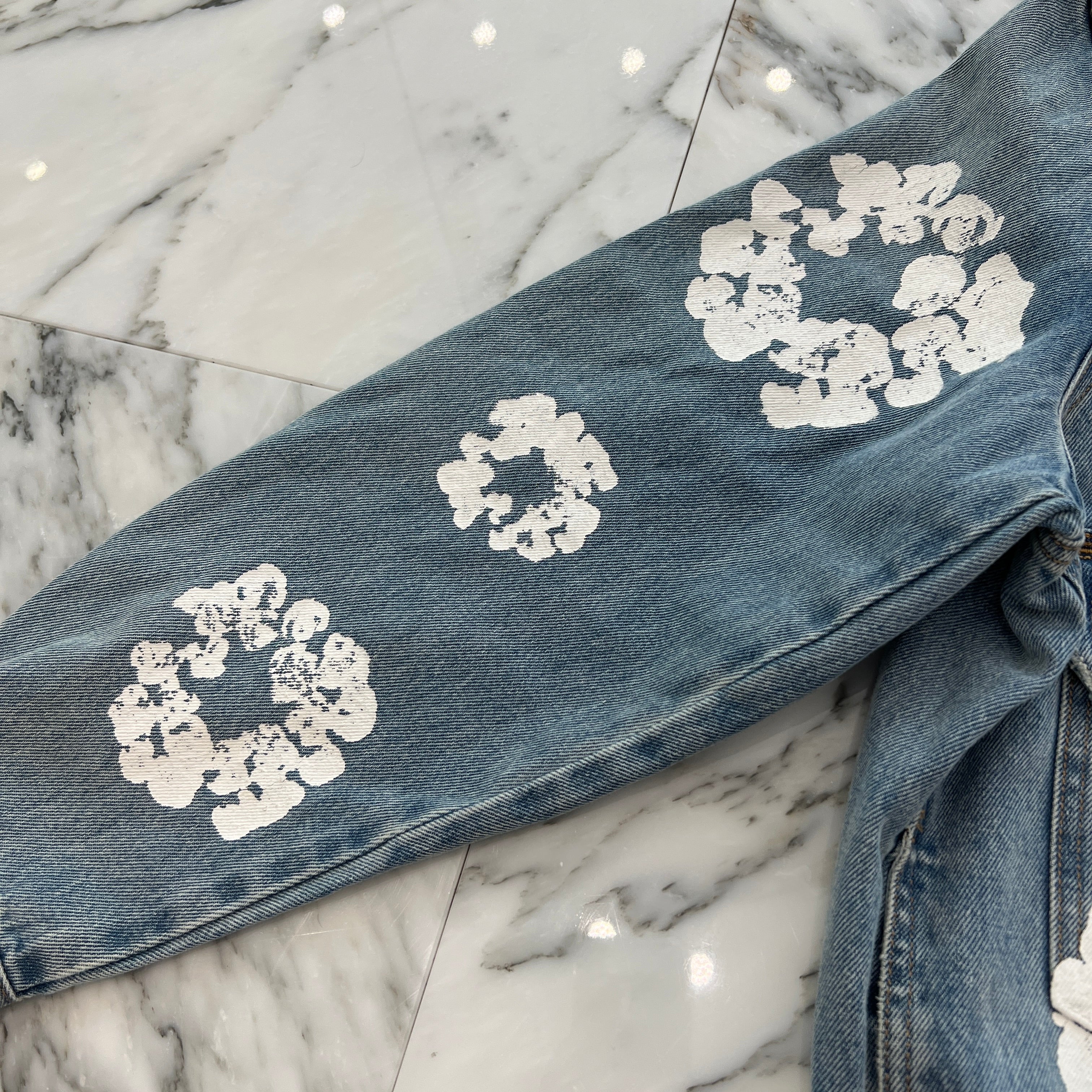 DENIM TEARS × Levi's Cotton Wreath Jeans Denim Jacket CA00342 WPL423 Size L デニムティアーズ × リーバイス コットンリースデニムジャケット サイズL