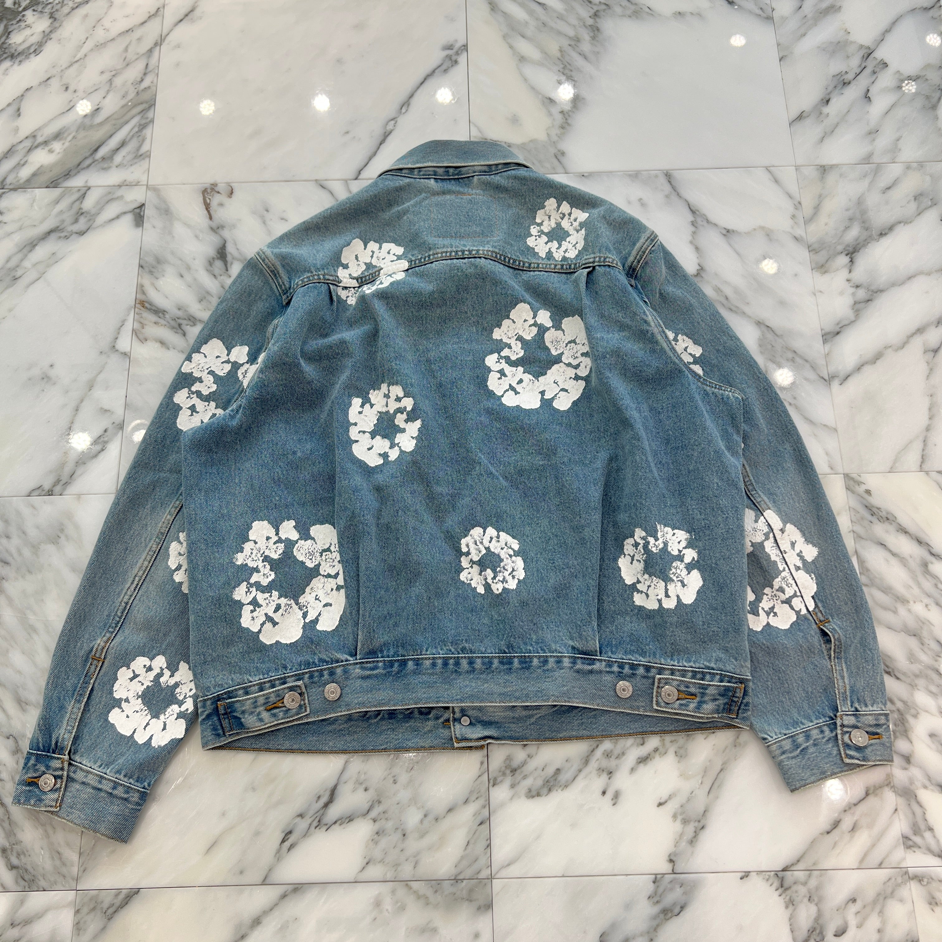 DENIM TEARS × Levi's Cotton Wreath Jeans Denim Jacket CA00342 WPL423 Size L デニムティアーズ × リーバイス コットンリースデニムジャケット サイズL