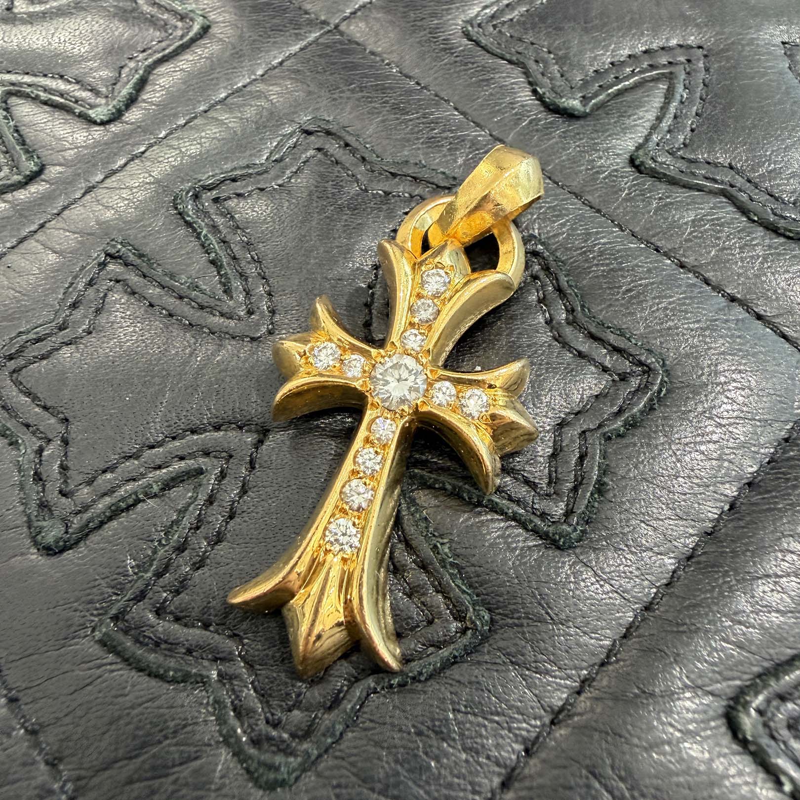 CHROME HEARTS 22K Small CH Cross Pave Diamond With Bail Pendent Top クロムハーツ 22K スモール CHクロス パヴェダイヤモンド ウィズ ベイル ペンダントトップ