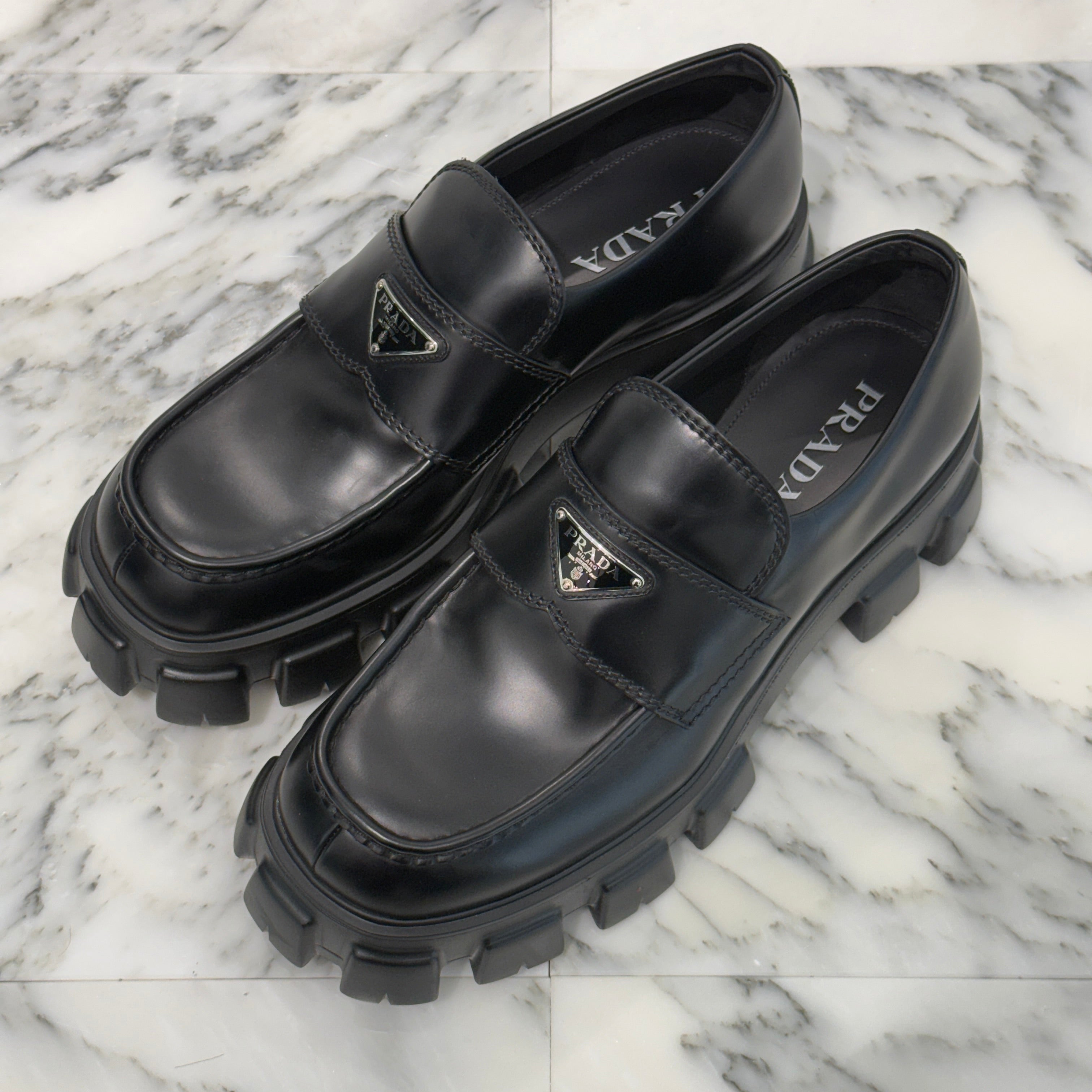 PRADA 2022SS Monolith Brushed Leather Loafers 2DE129 Size 10 1/2（29.5cm）プラダ モノリス ブラッシュド レザー ローファー サイズ10 1/2(29.5cm)