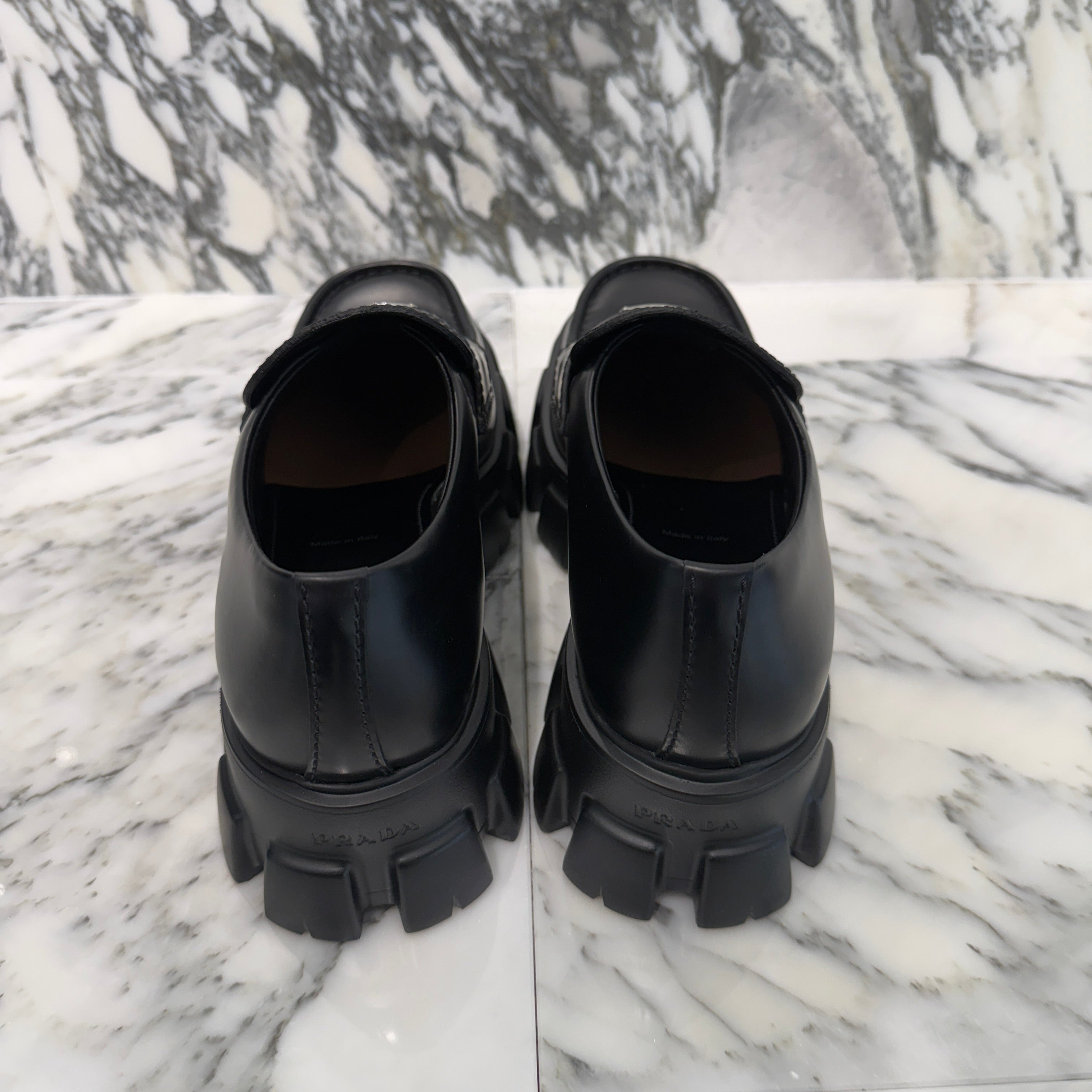 PRADA 2022SS Monolith Brushed Leather Loafers 2DE129 Size 10 1/2（29.5cm）プラダ モノリス ブラッシュド レザー ローファー サイズ10 1/2(29.5cm)