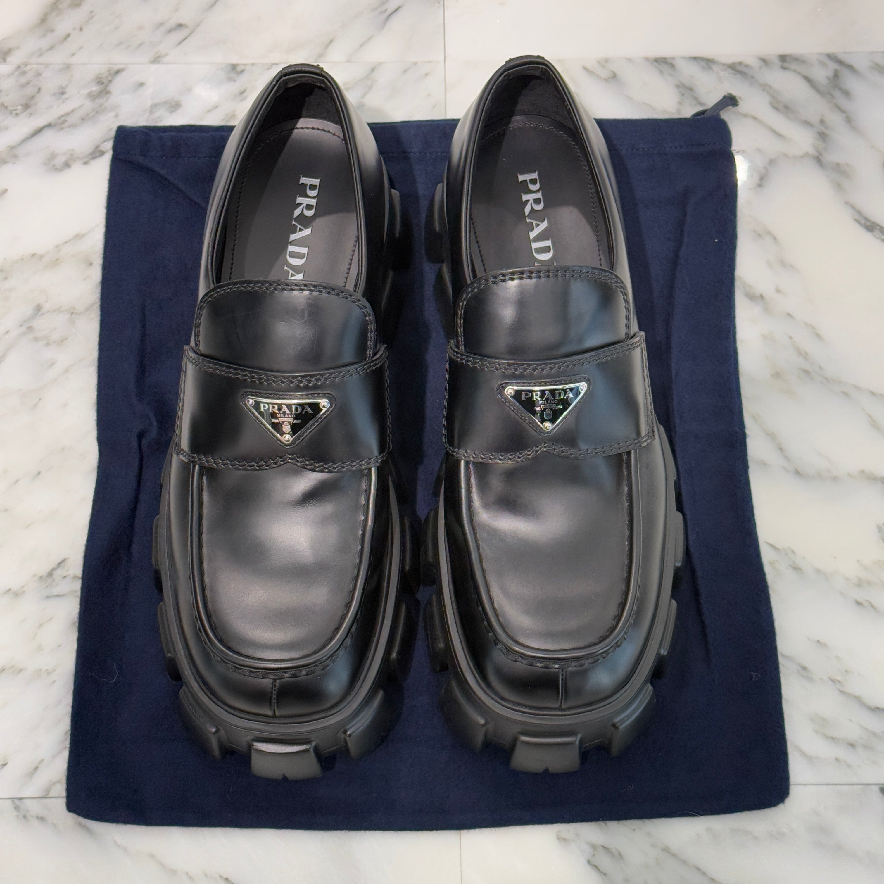 PRADA 2022SS Monolith Brushed Leather Loafers 2DE129 Size 10 1/2（29.5cm）プラダ モノリス ブラッシュド レザー ローファー サイズ10 1/2(29.5cm)