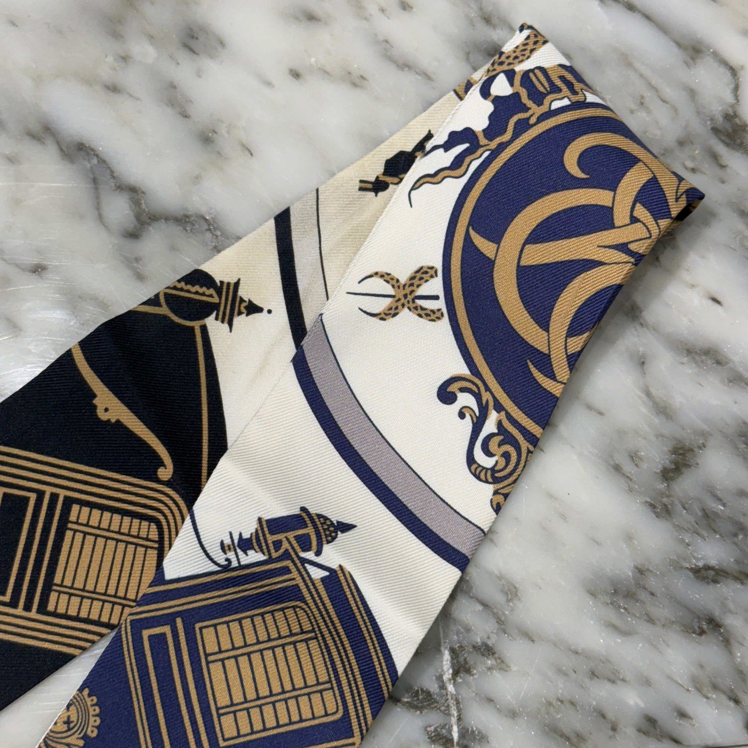 HERMES Exlibris Twilly Silk Scarf エルメス エクスリブリス ツイリー シルクスカーフ