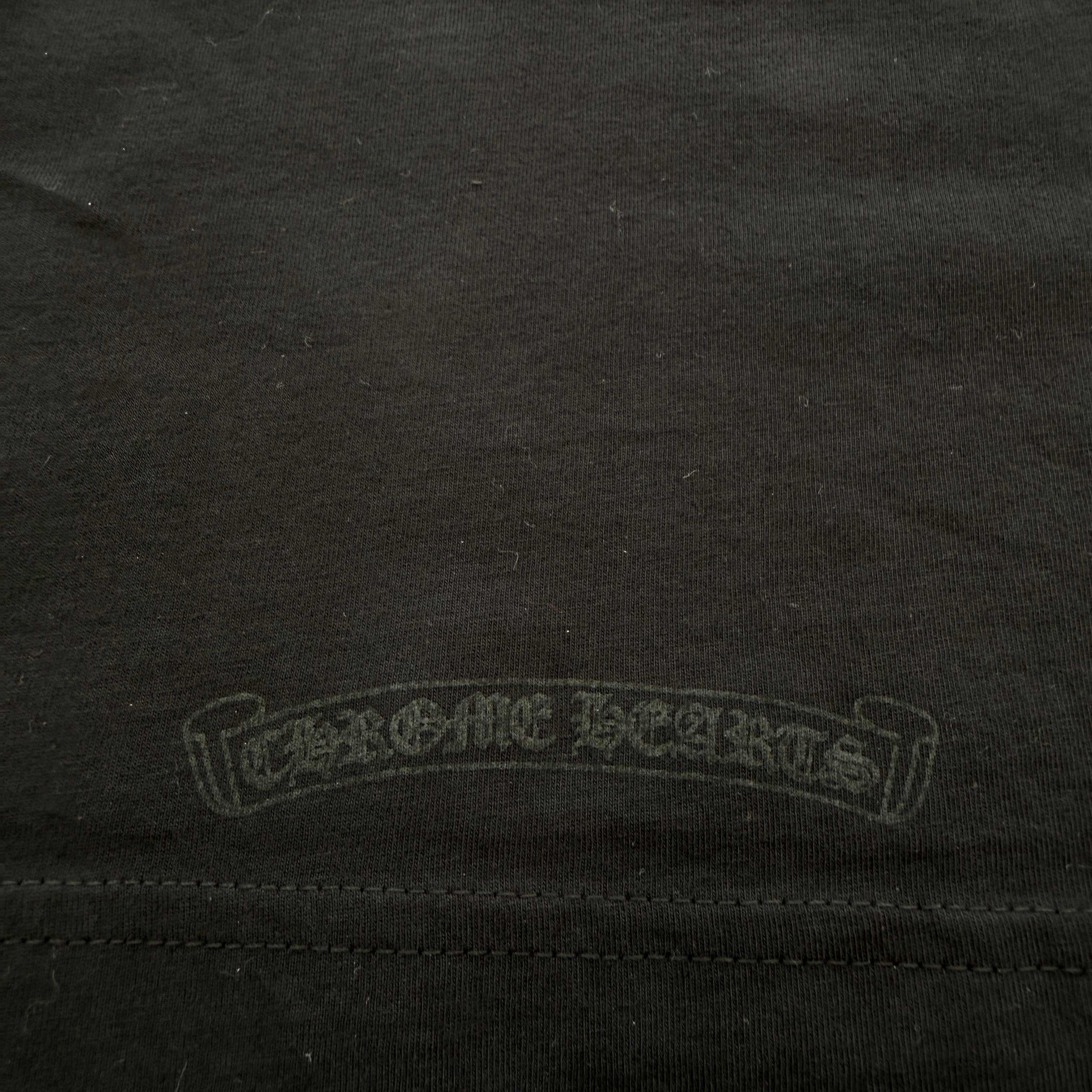 CHROME HEARTS Old English Neck Logo Dark Grey Long Sleeve Tee Size XL クロムハーツ オールドイングリッシュ ネックロゴ ダークグレイ ロングスリーブTシャツ サイズXL