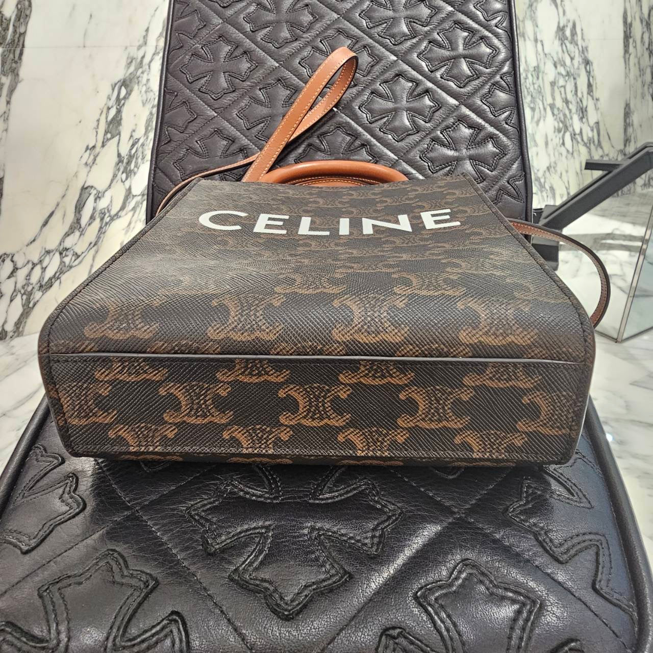 CELINE Mini Vertical Triomphe Canvas Calfskin Shoulder Bag 194372BZK.04LU セリーヌ ミニヴァーティカル トリオンフ キャンバス カーフスキン ショルダーバッグ