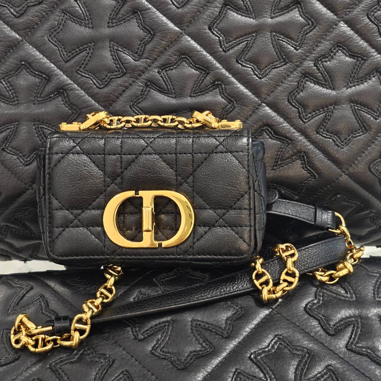 DIOR Christian Dior DIOR CARO Cannage Calfskin Small Bag M9241UWHC_M900 ディオール クリスチャンディオール ディオールカロ カナージュ カーフスキン スモールバッグ
