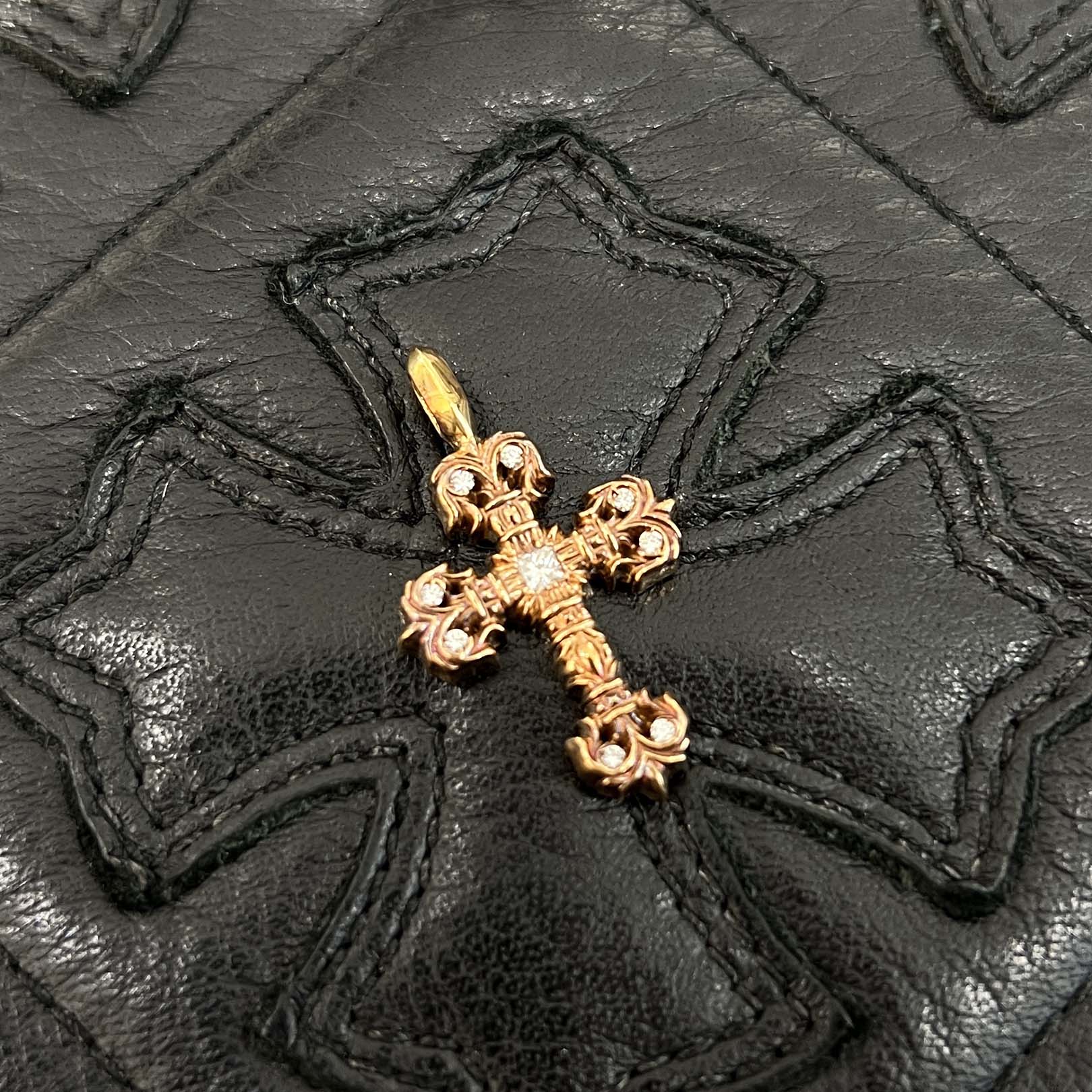 CHROME HEARTS 22K Tiny Filigree Cross Pave Diamond Pendent Top クロムハーツ 22K タイニー フィリグリークロス パヴェダイヤモンド ペンダント トップ