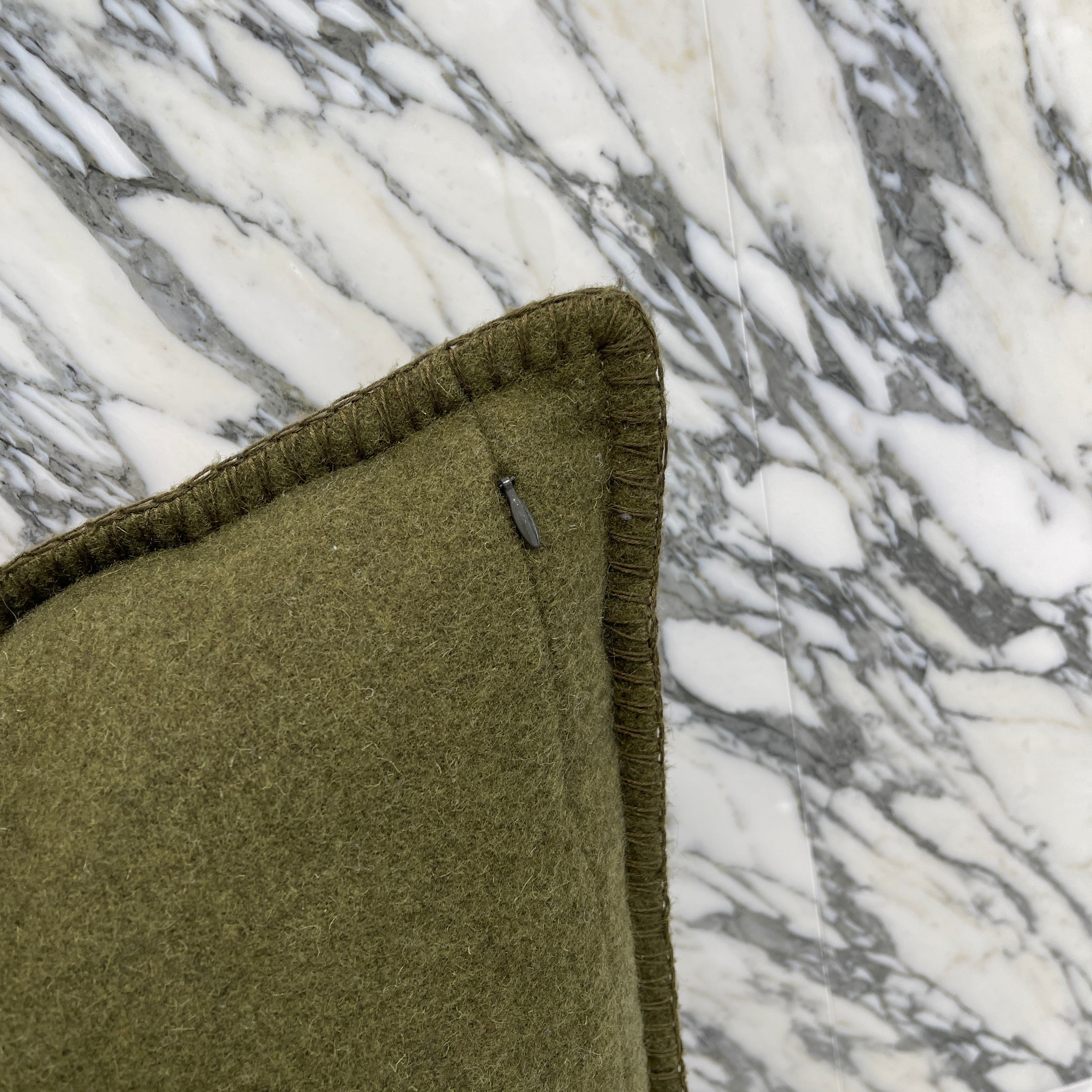 READYMADE Vintage Army Blanket Cushion RE-WO-OR-00-00-81 レディメイド ヴィンテージ アーミーブランケット クッション