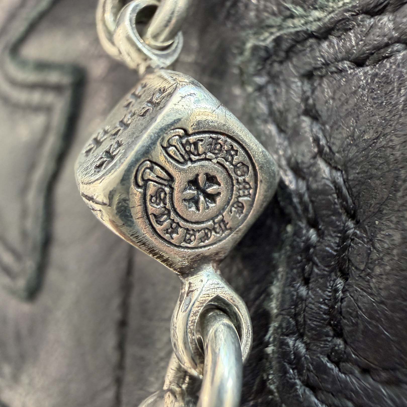 CHROME HEARTS 2 Clip Dice Cross Ball Wallet Chain 14 Link クロム